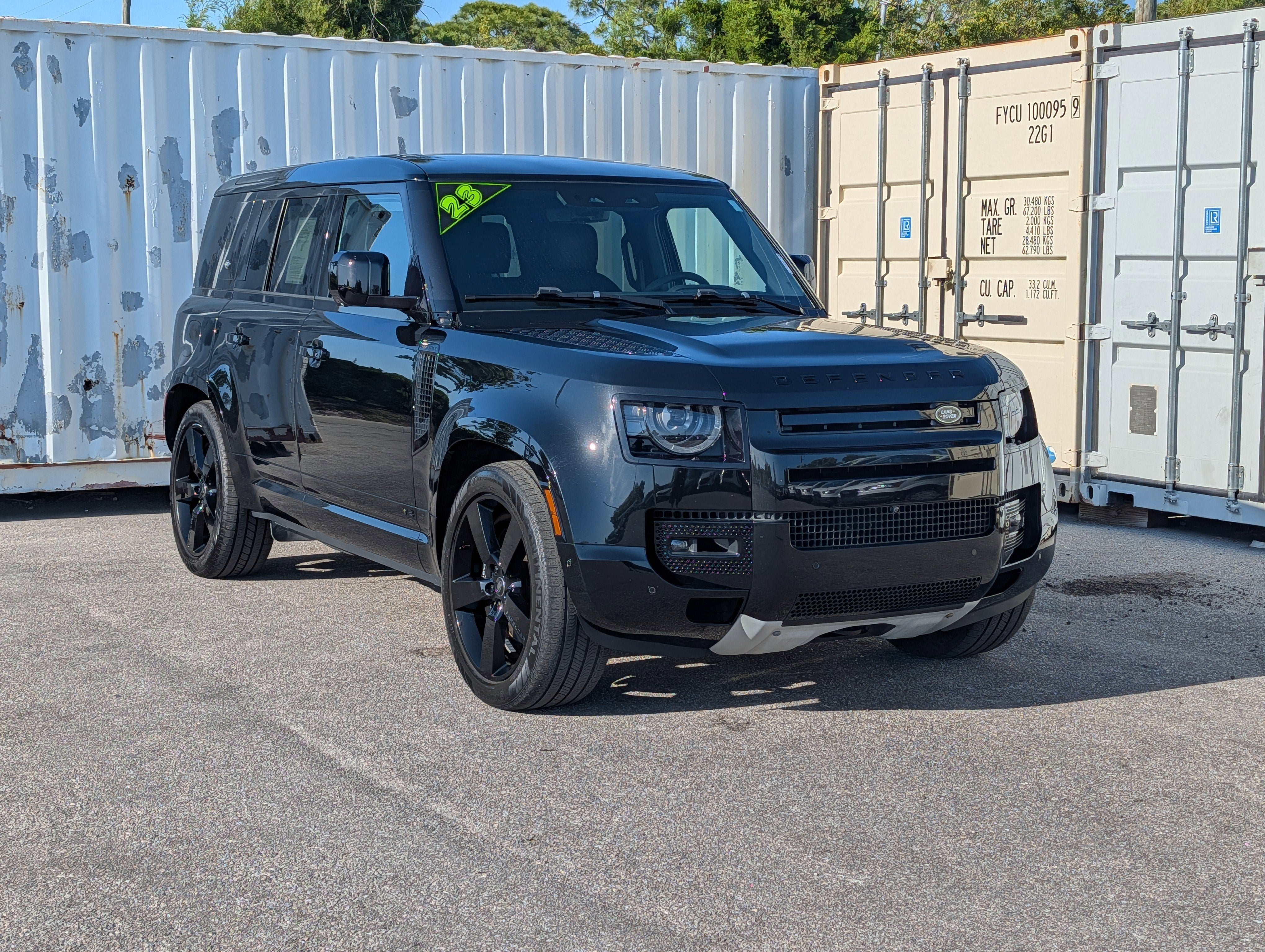 2023 Land Rover Defender 110 V8