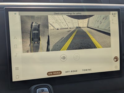 2023 Land Rover Defender 110 V8