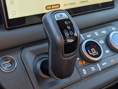 2023 Land Rover Defender 110 V8