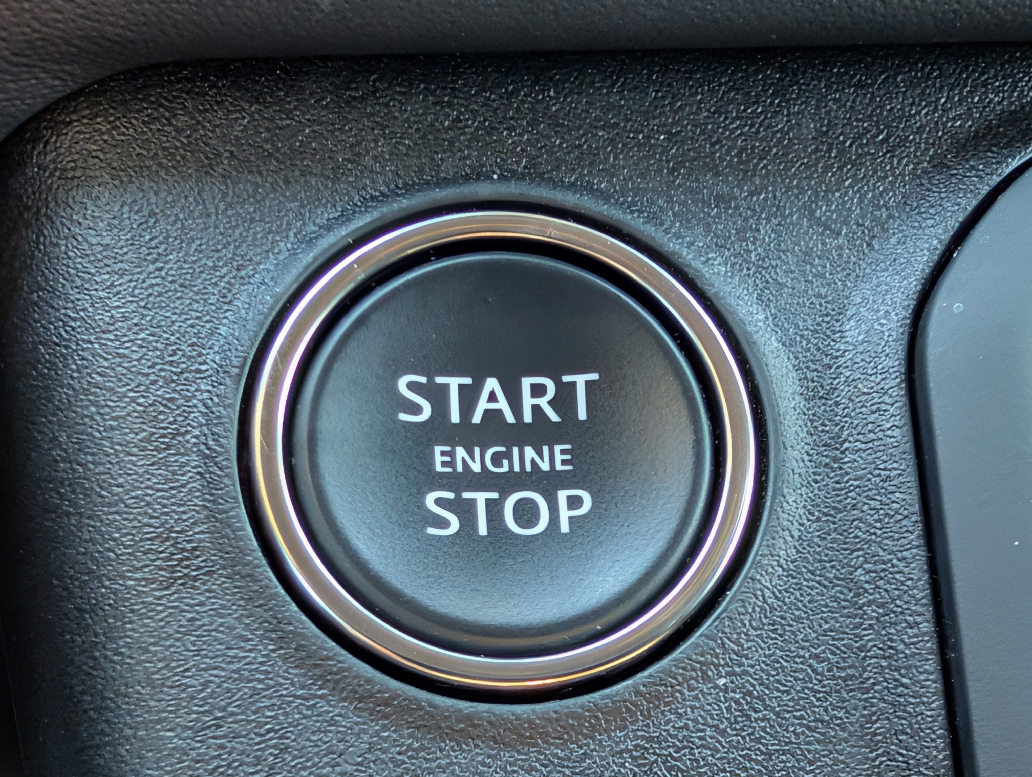 2023 Land Rover Defender 110 V8