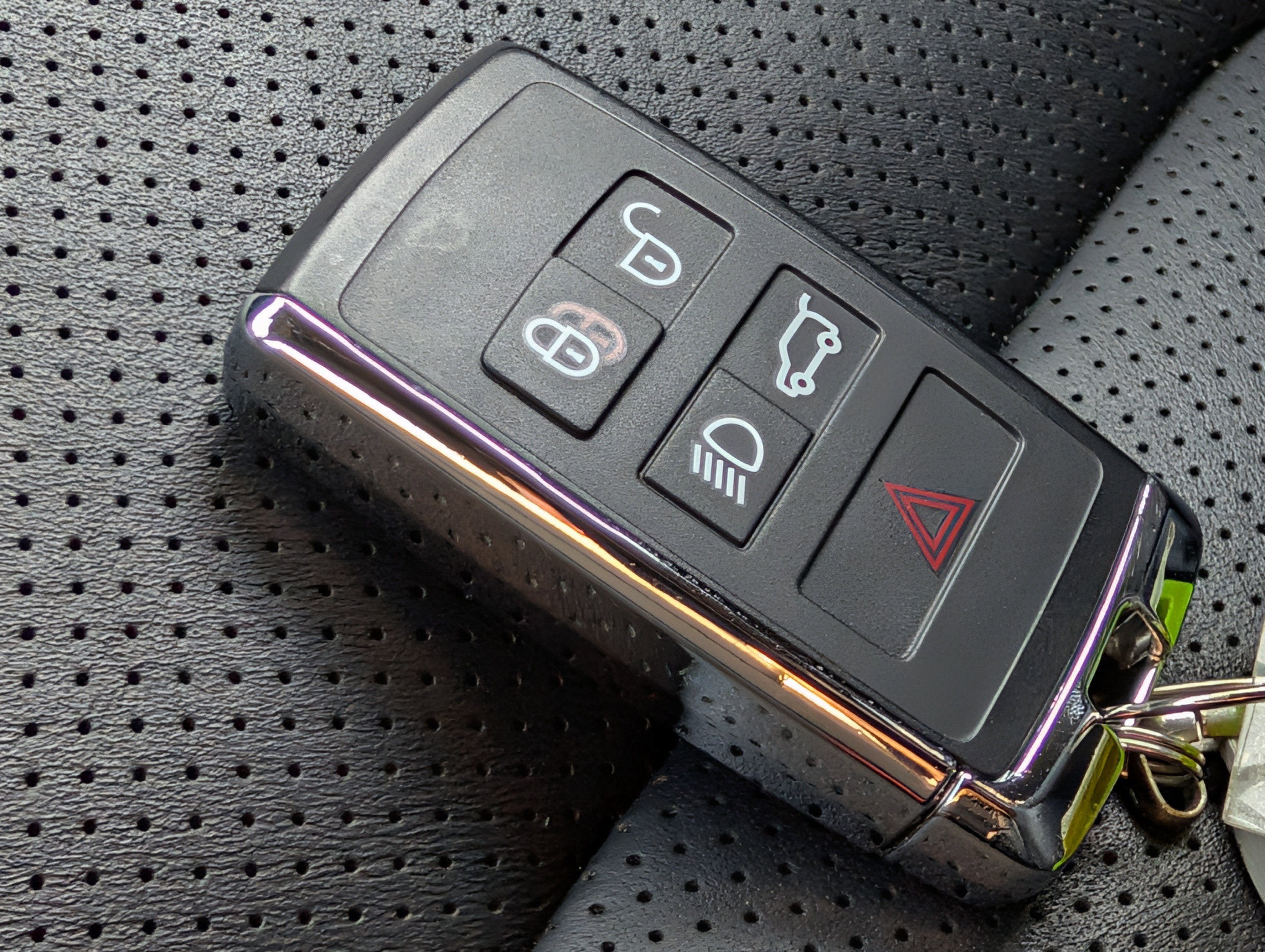 2023 Land Rover Defender 110 V8