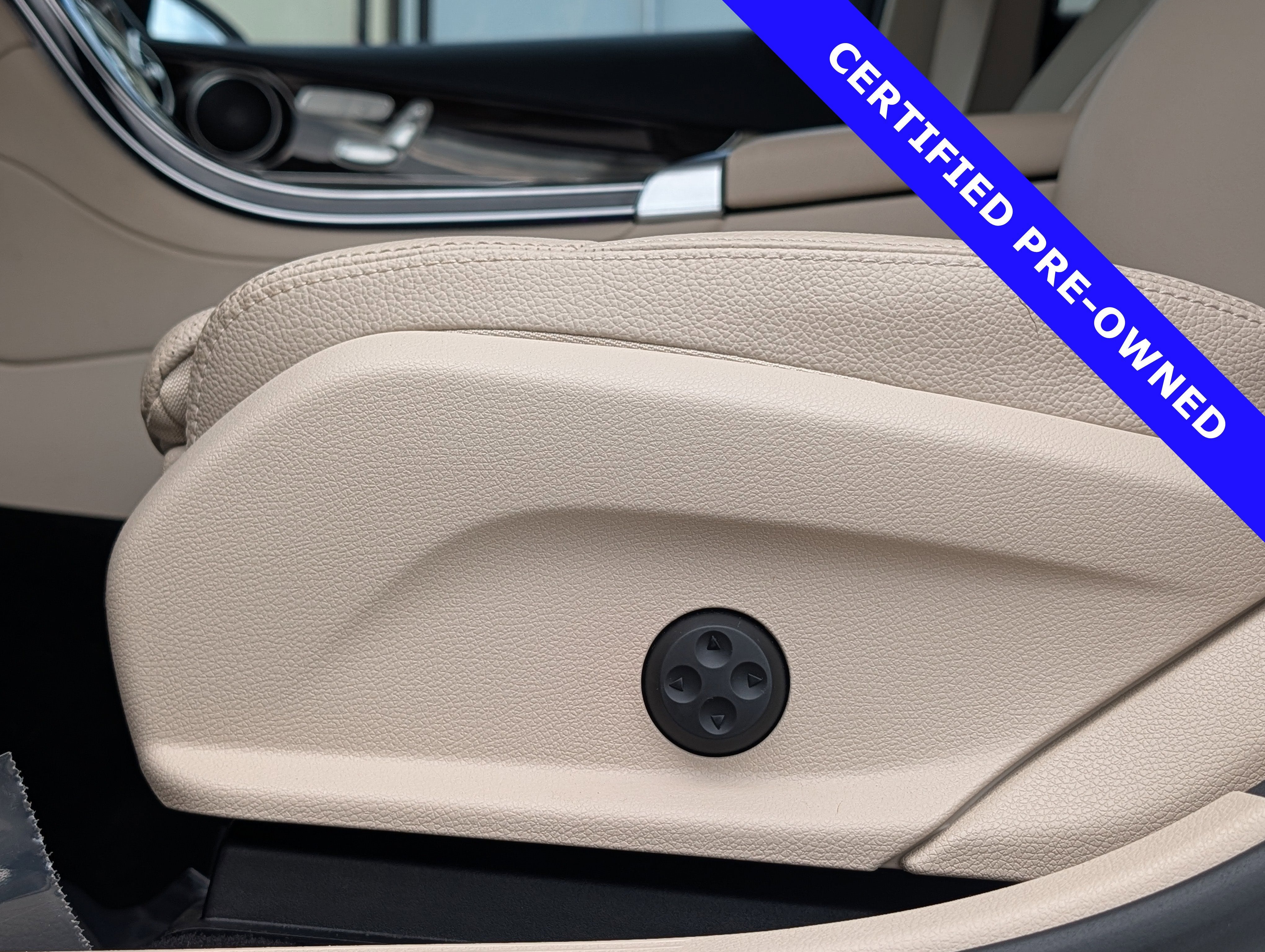 2022 Mercedes-Benz GLC 300 Base