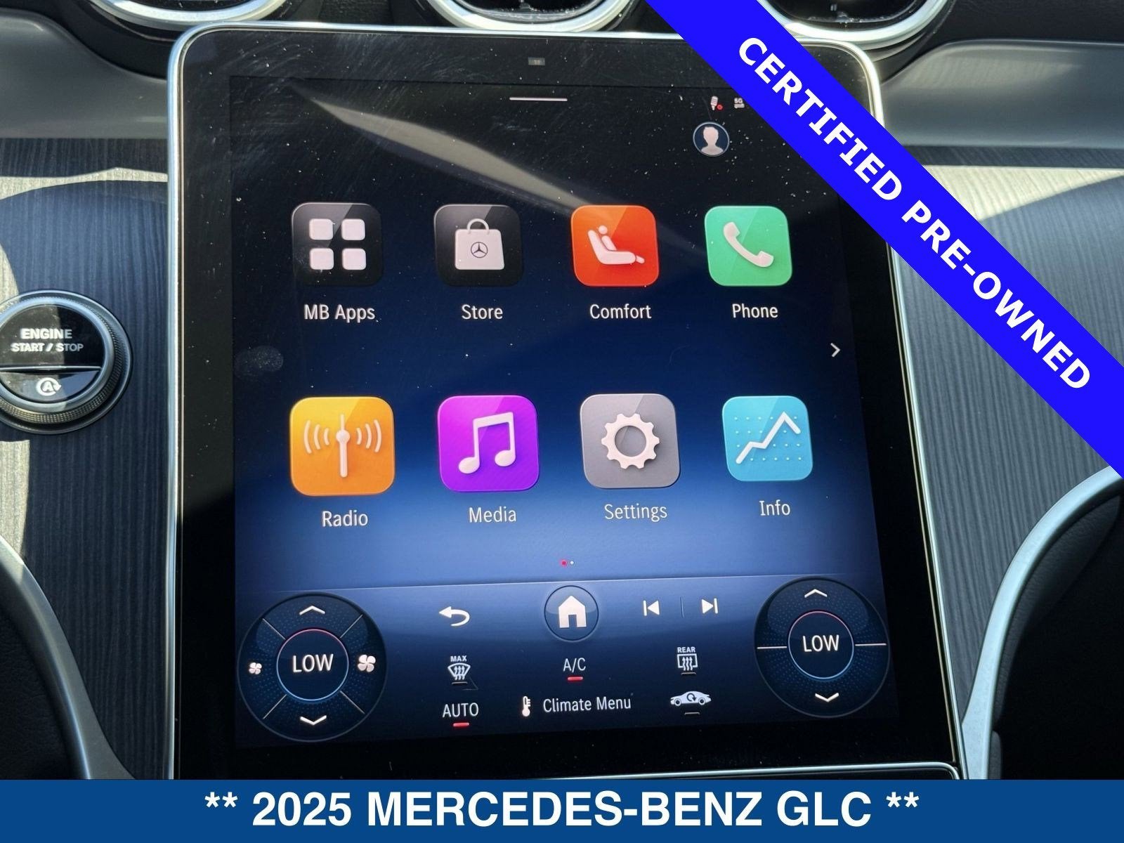 2025 Mercedes-Benz GLC 300 Base