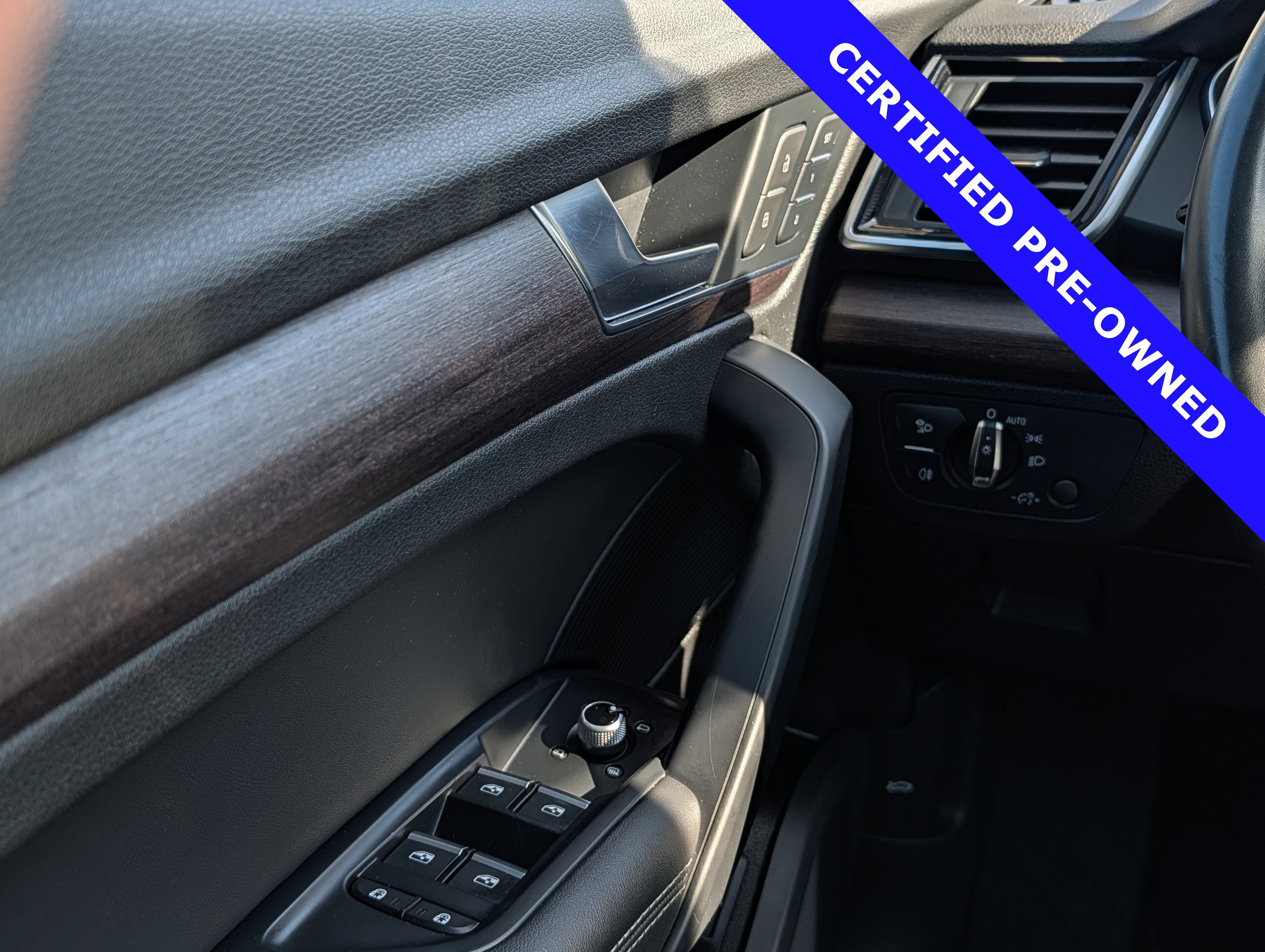 2021 Audi Q5 45 quattro Premium