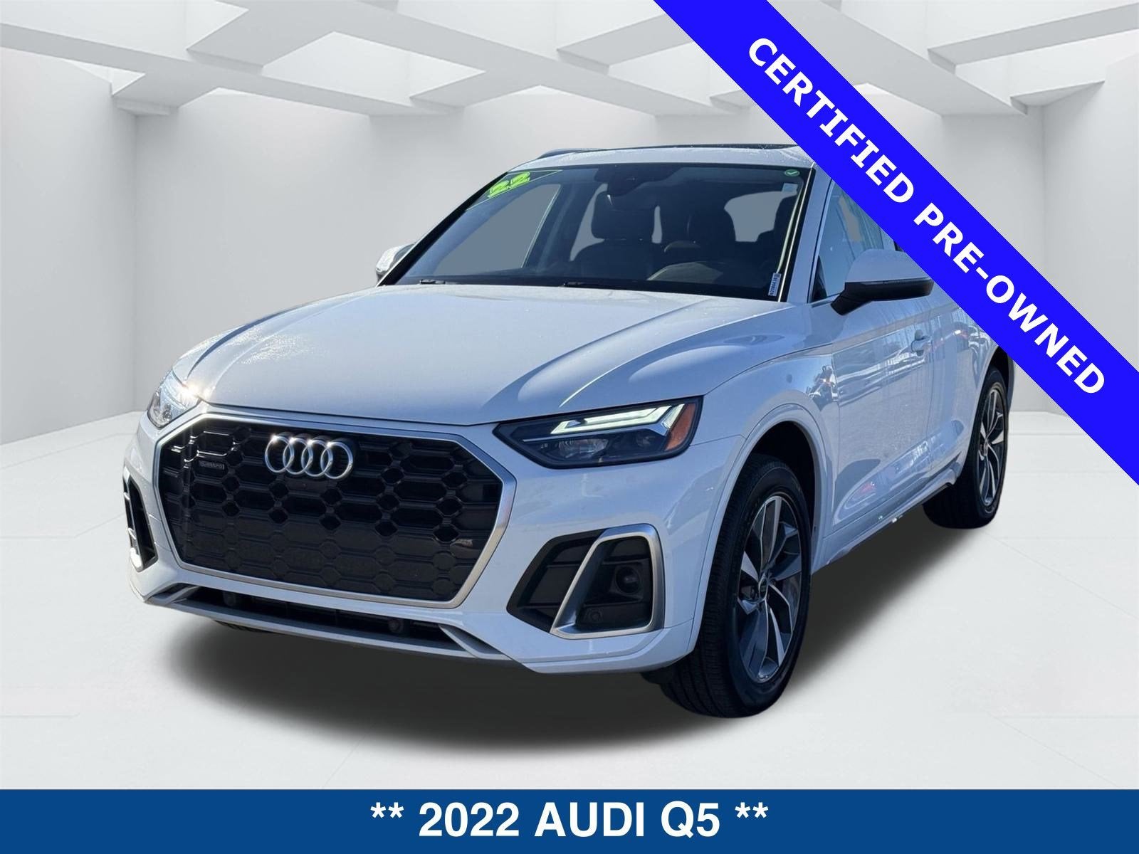 2022 Audi Q5 45 S line quattro Premium