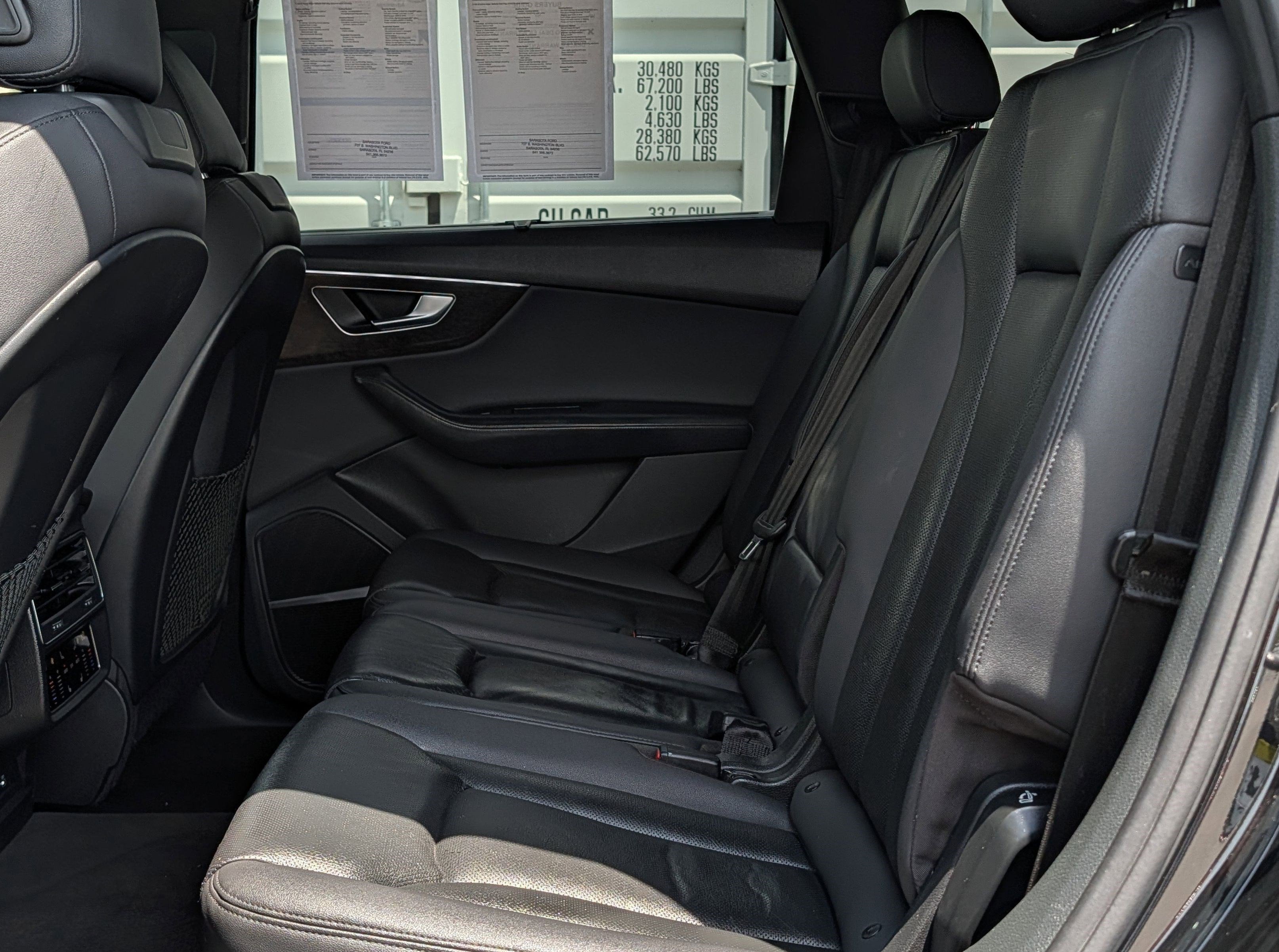 2022 Audi Q7 55 quattro Premium