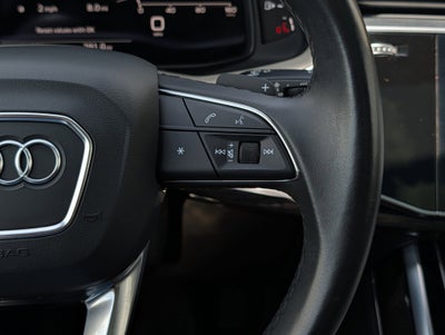 2022 Audi Q7 55 quattro Premium