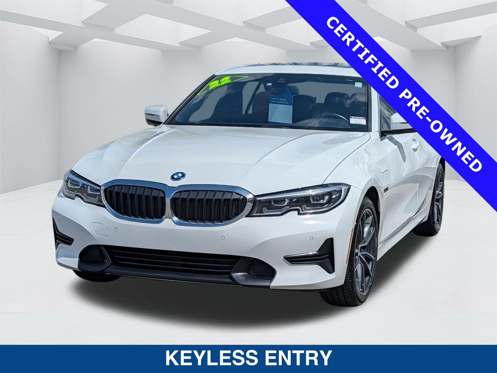 2022 BMW 3 Series 330e