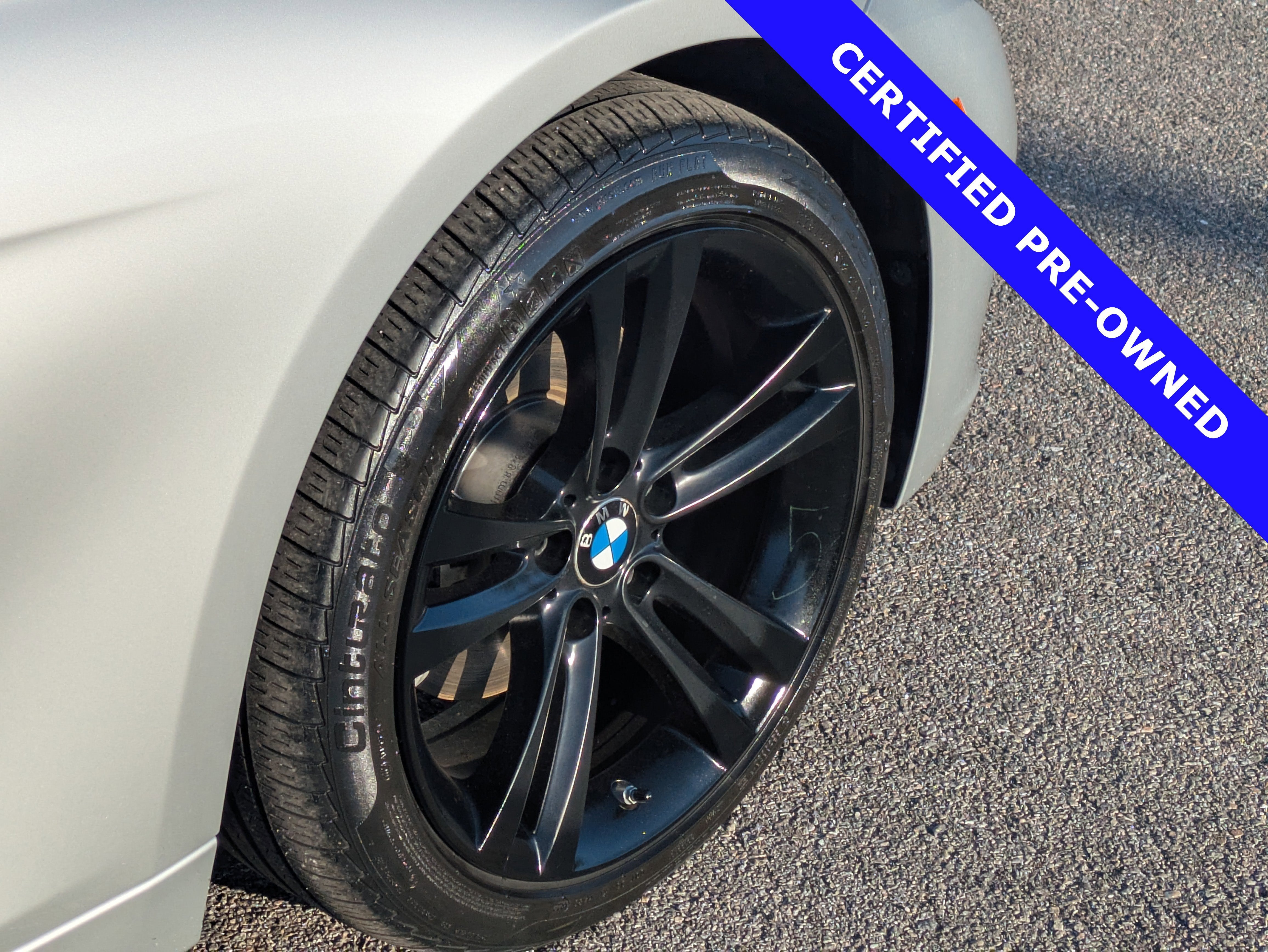 2018 BMW 3 Series 330i xDrive