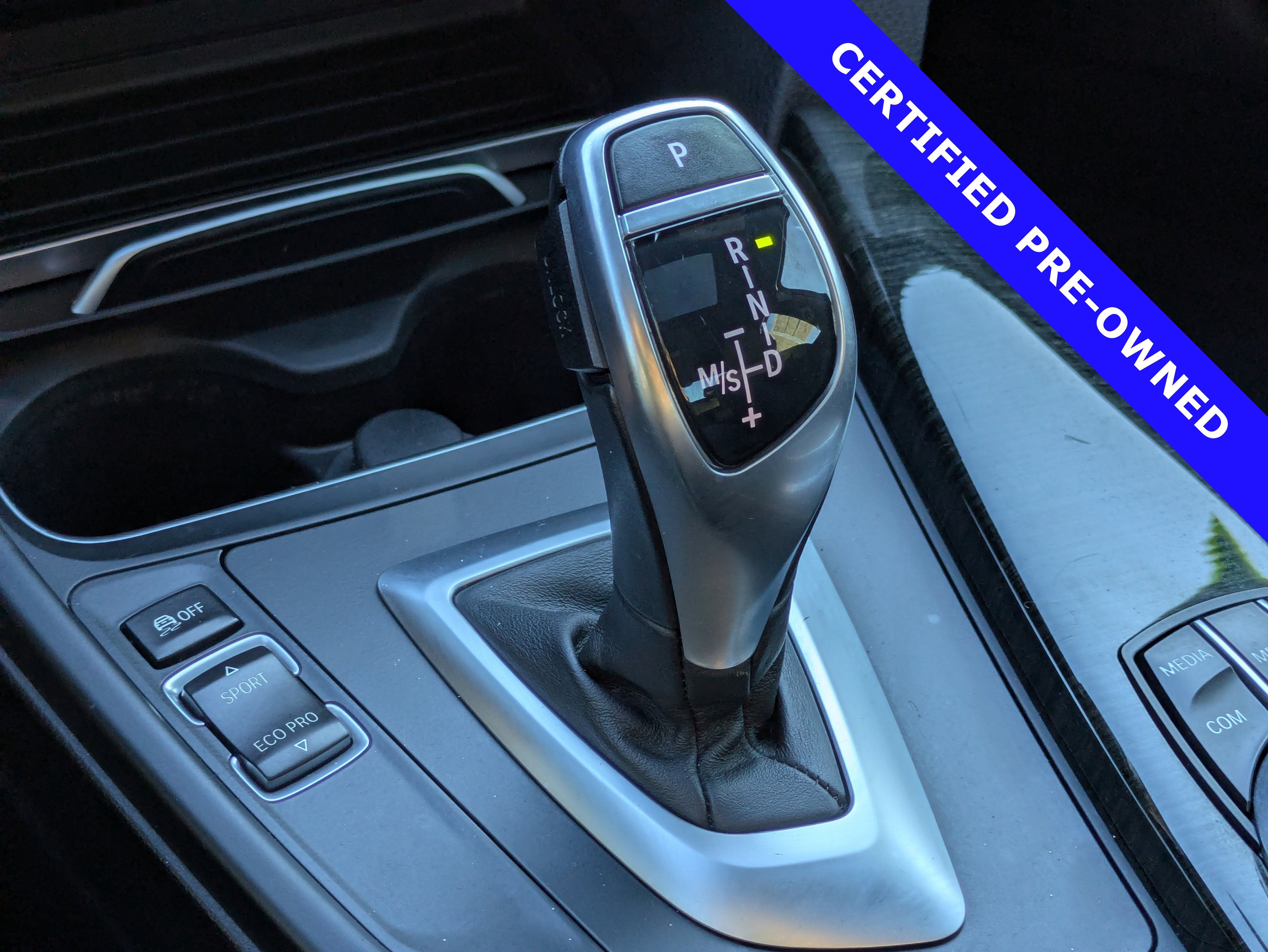 2018 BMW 3 Series 330i xDrive