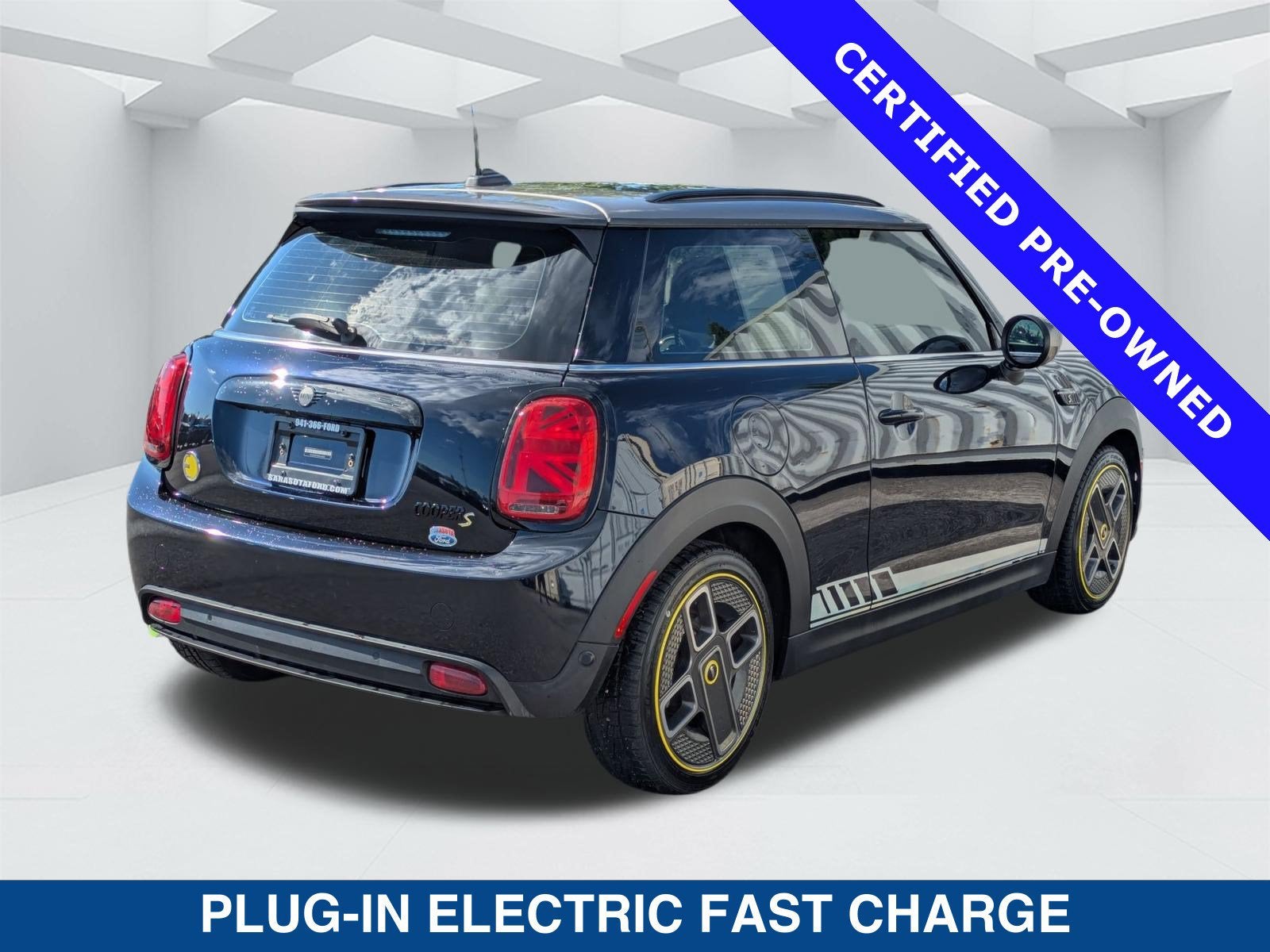 2024 MINI Hardtop Cooper SE