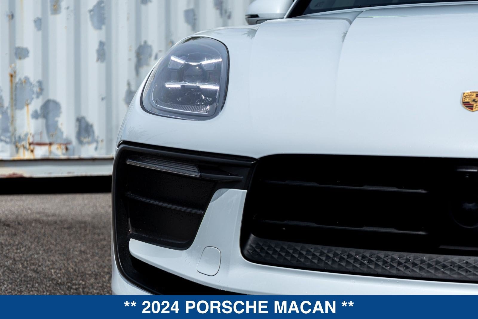 2024 Porsche Macan Base