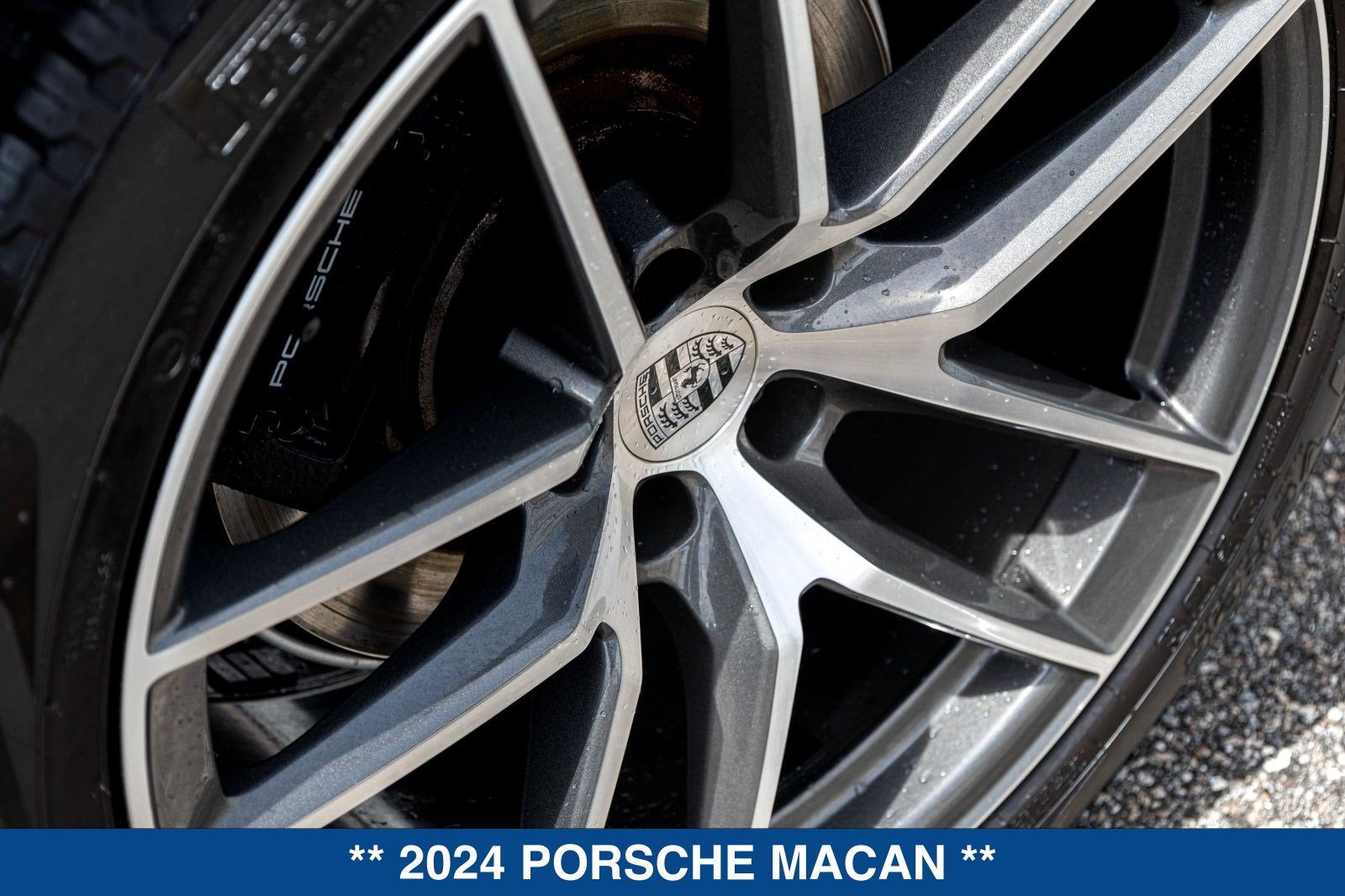 2024 Porsche Macan Base
