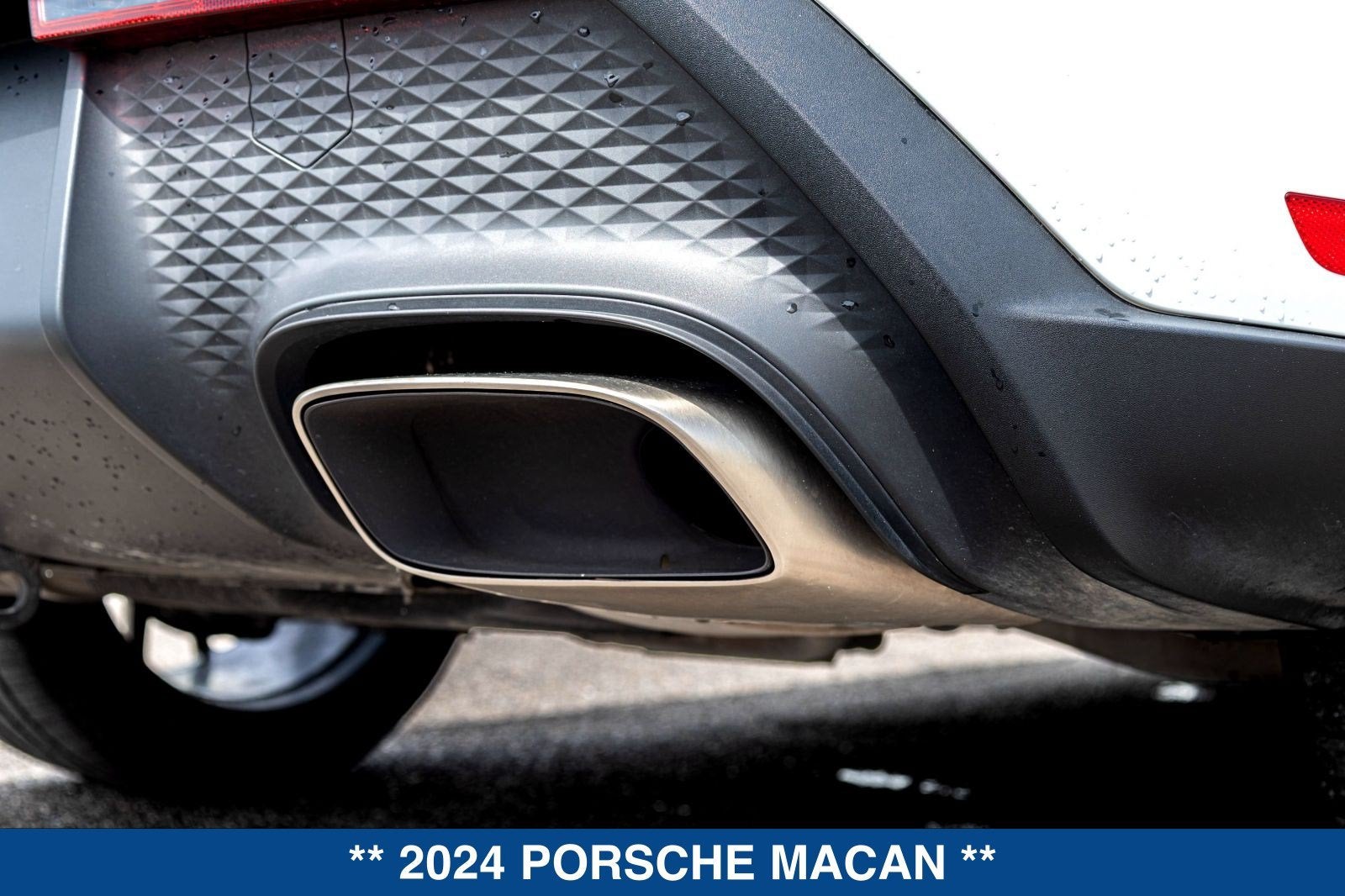 2024 Porsche Macan Base