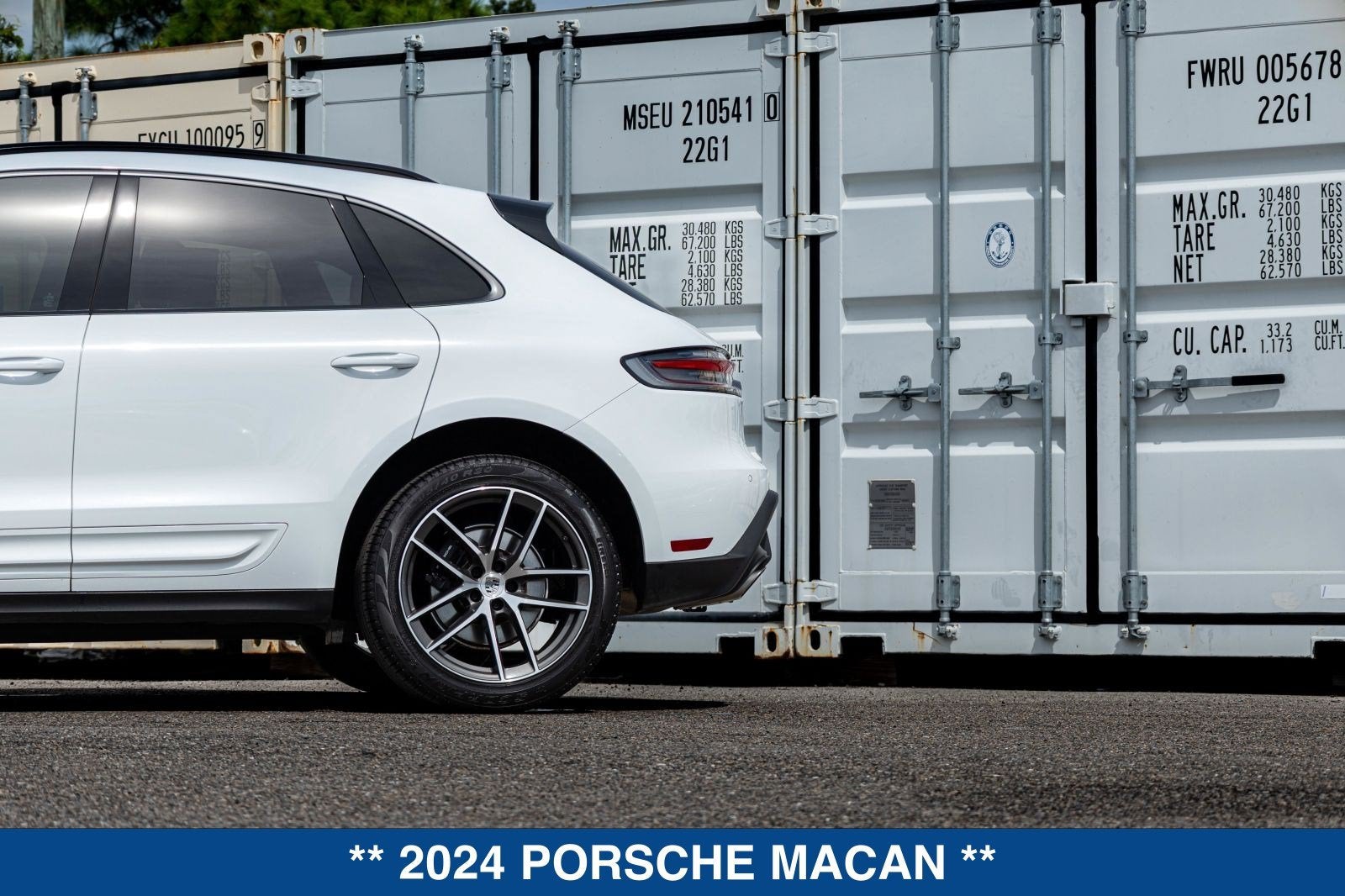 2024 Porsche Macan Base