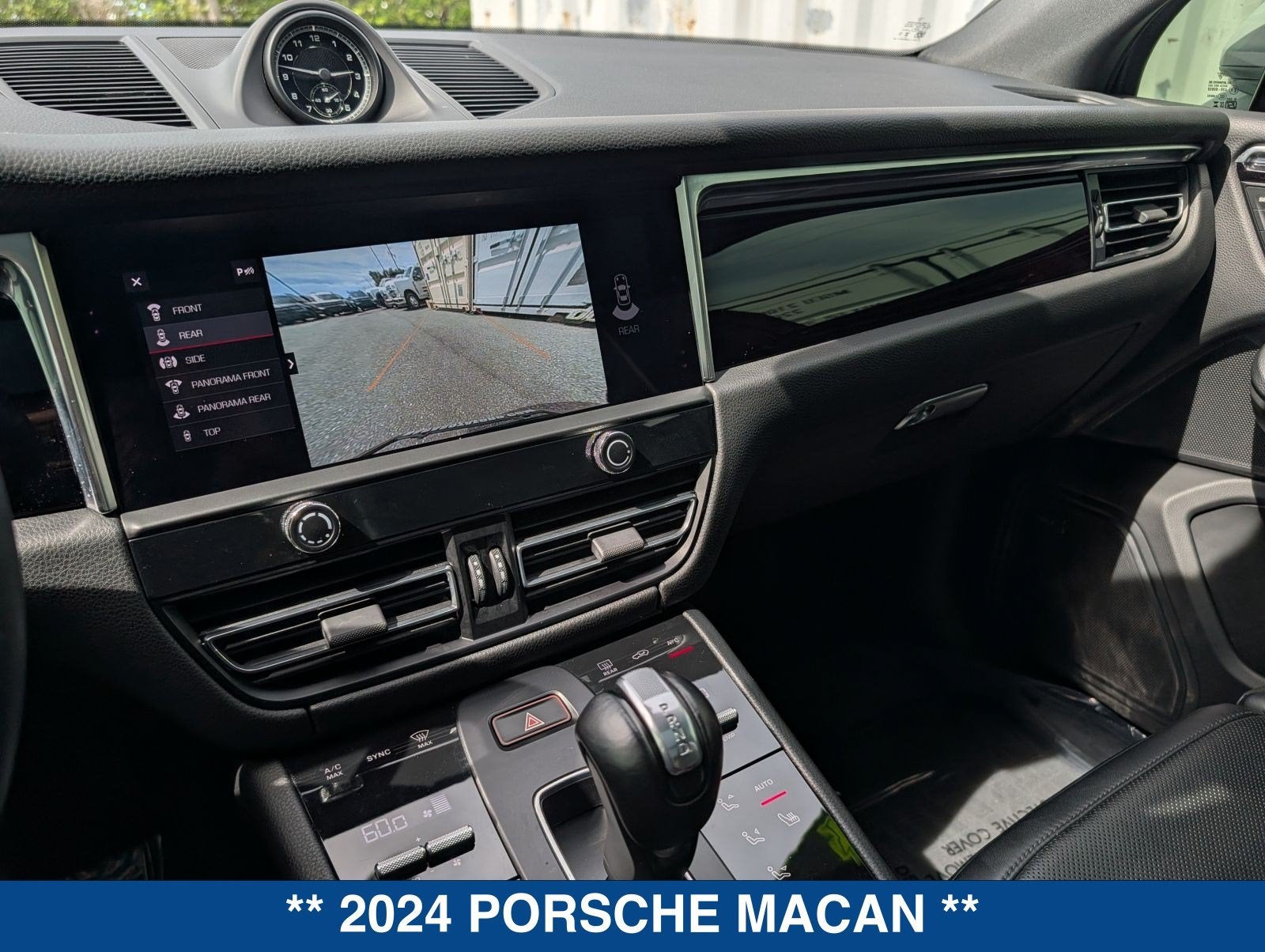 2024 Porsche Macan Base
