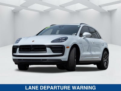 2024 Porsche Macan Base