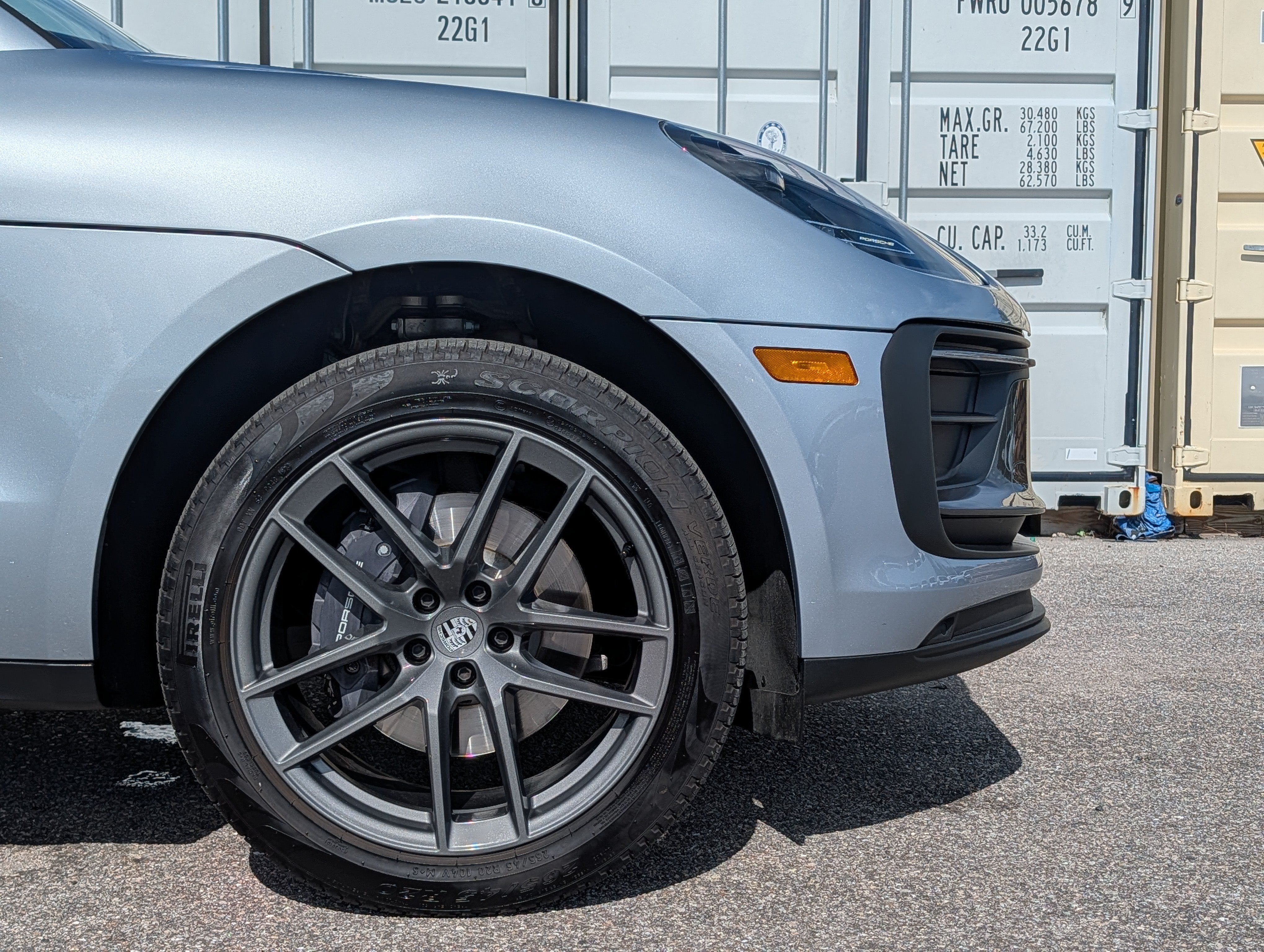 2025 Porsche Macan T