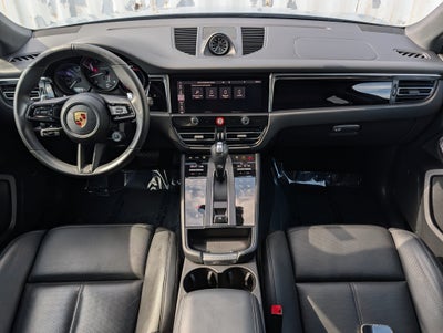 2025 Porsche Macan T