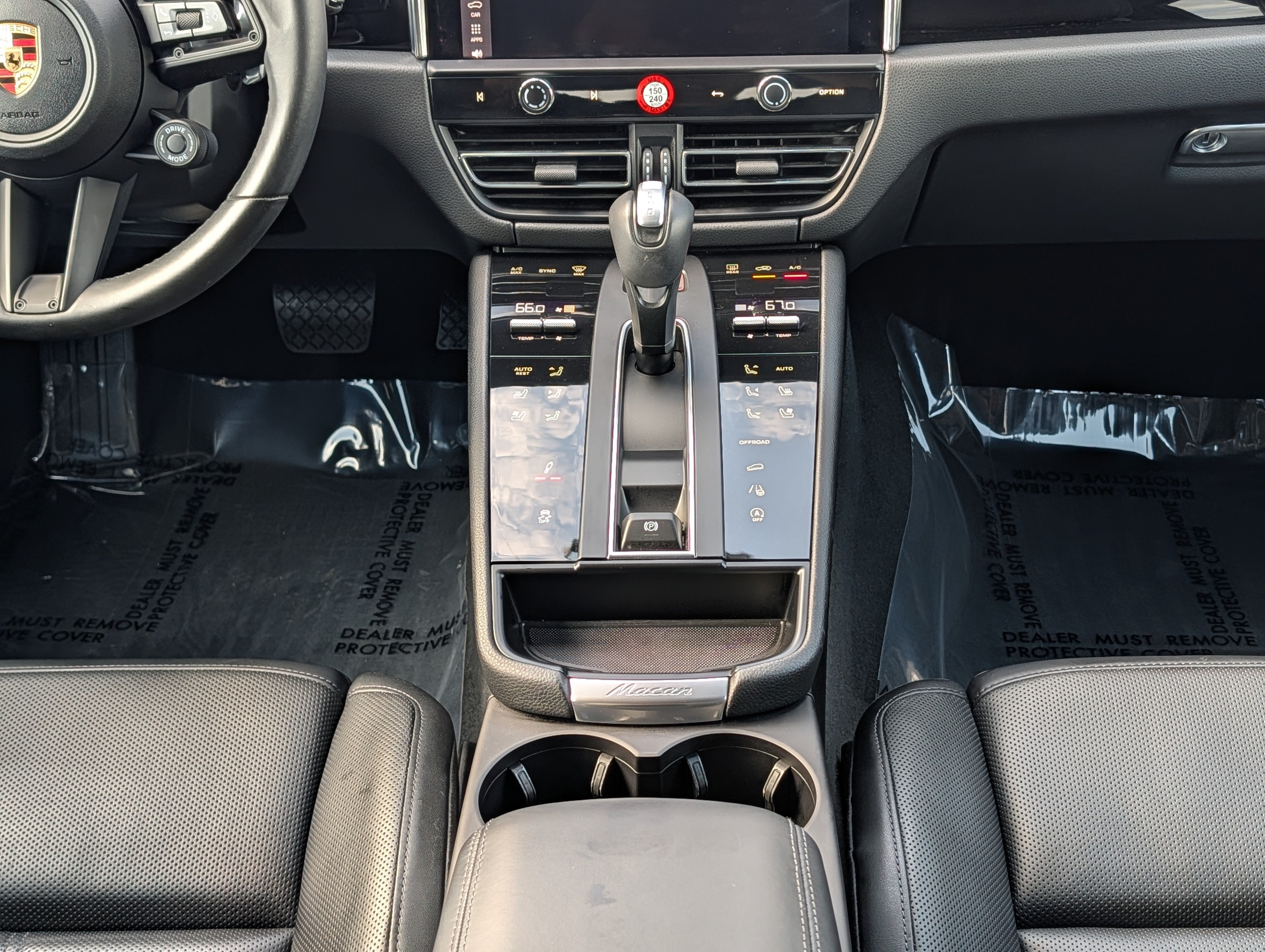 2025 Porsche Macan T