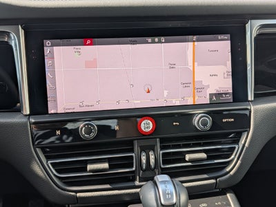 2025 Porsche Macan T