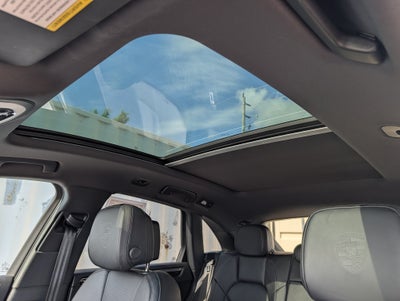 2025 Porsche Macan T