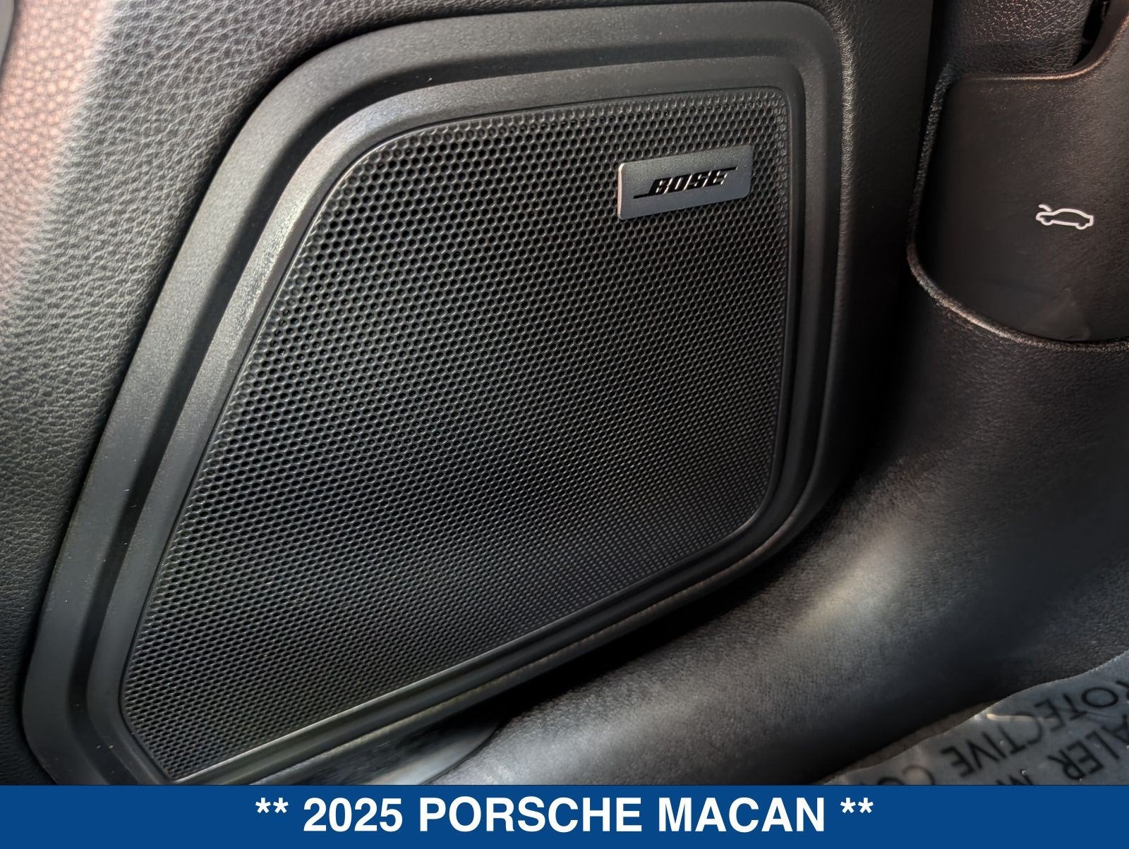 2025 Porsche Macan T