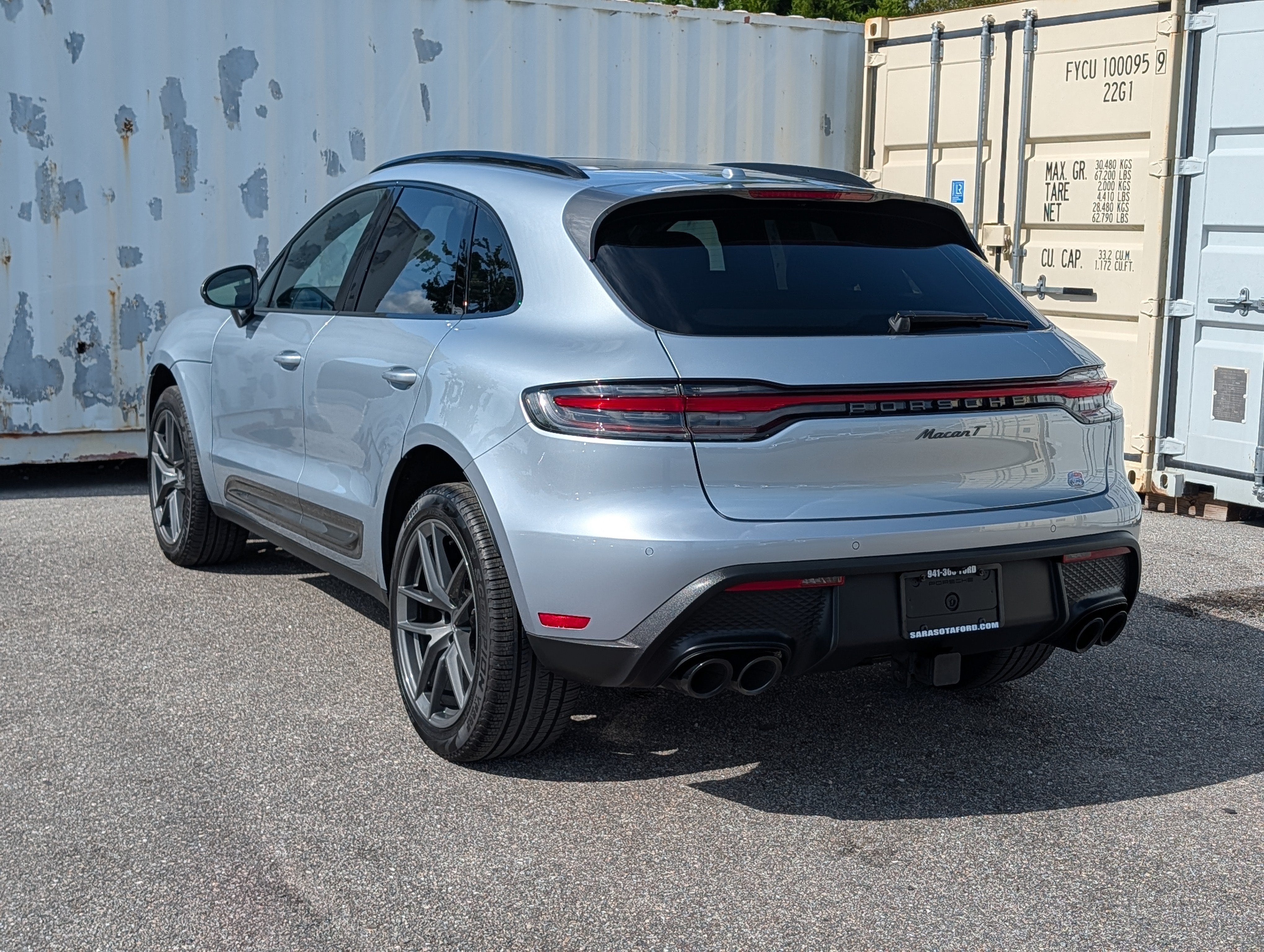 2025 Porsche Macan T