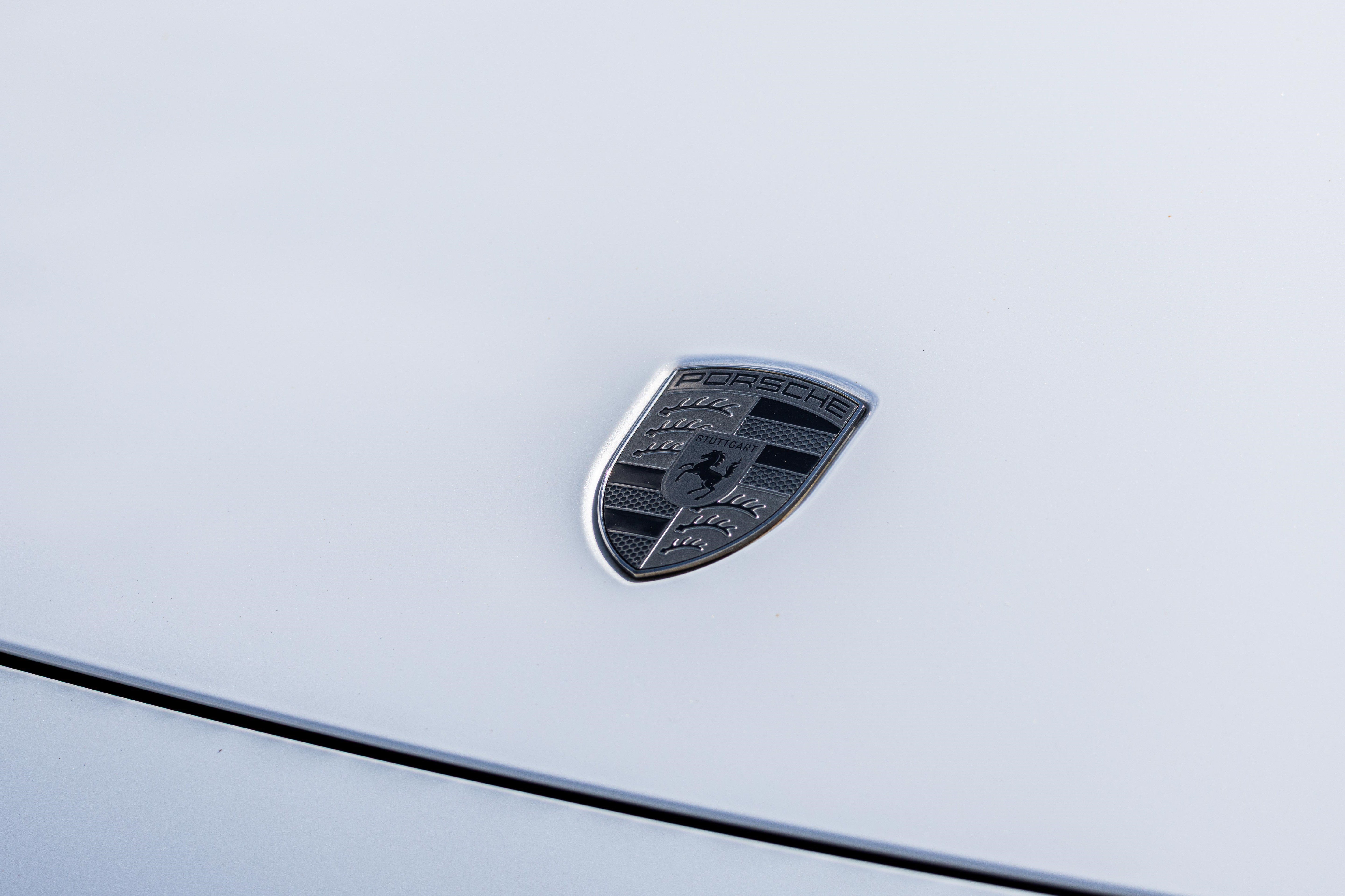 2025 Porsche Macan Electric Turbo