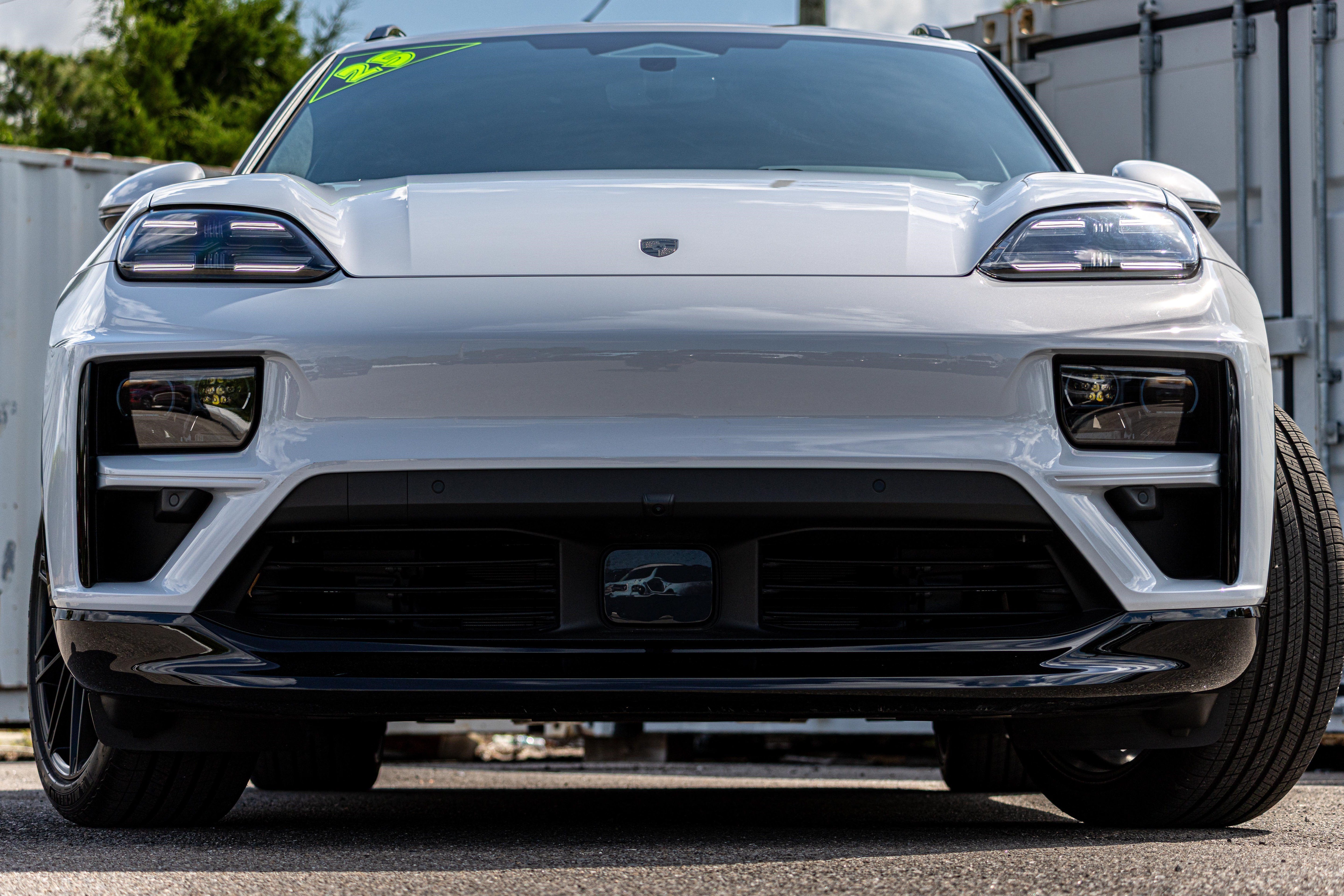 2025 Porsche Macan Electric Turbo