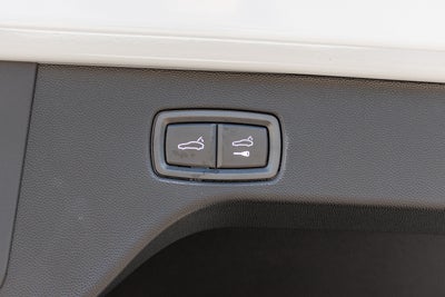 2025 Porsche Macan Electric Turbo