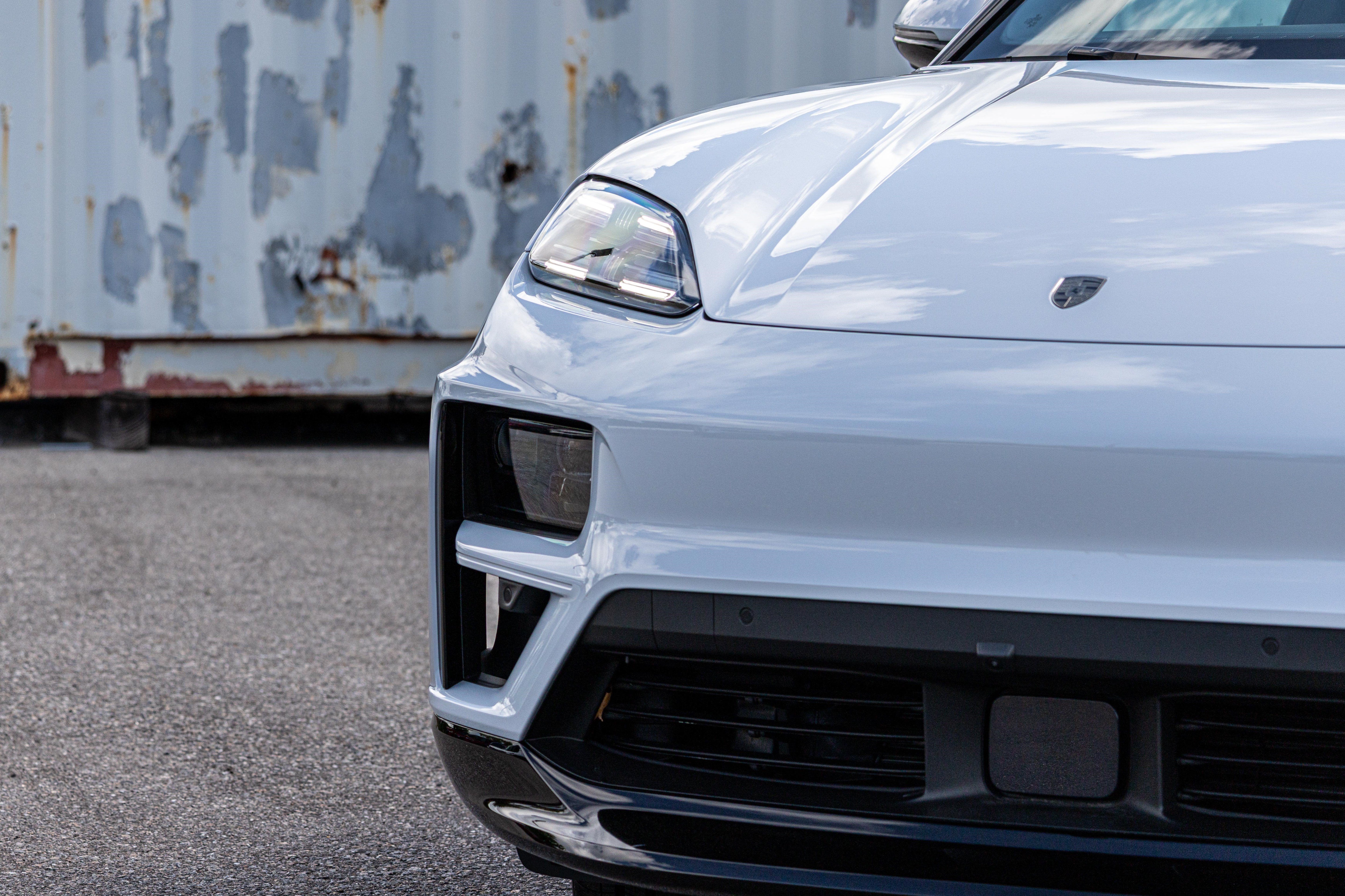 2025 Porsche Macan Electric Turbo
