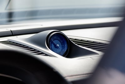 2025 Porsche Macan Electric Turbo