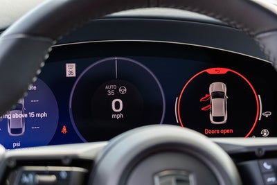 2025 Porsche Macan Electric Turbo