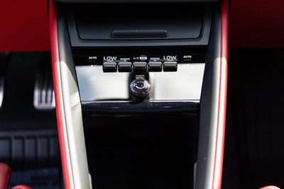 2025 Porsche Macan Electric Turbo