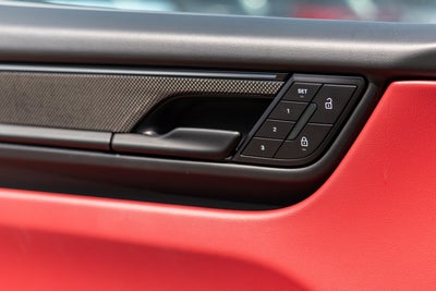 2025 Porsche Macan Electric Turbo