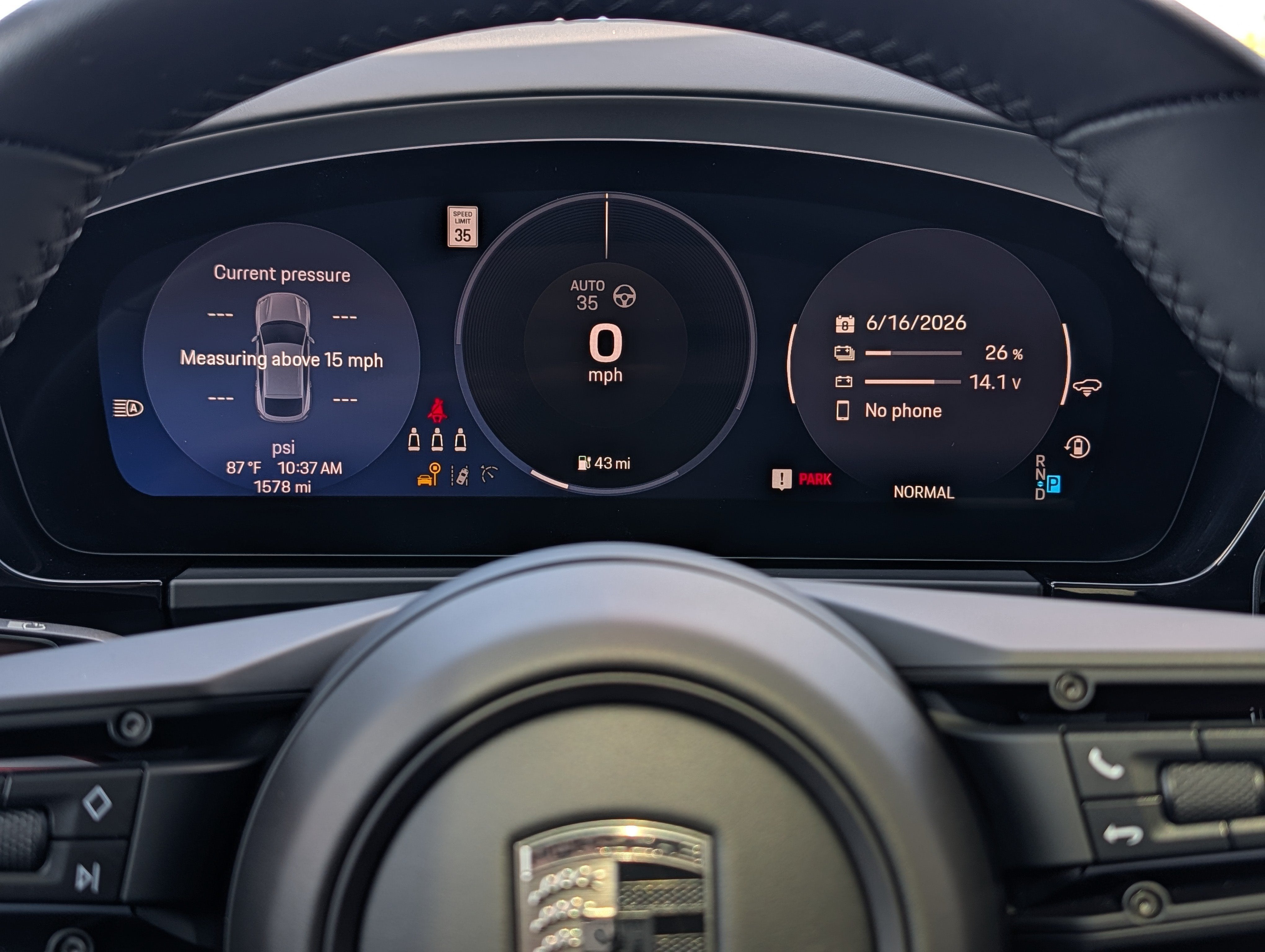 2025 Porsche Macan Electric Turbo