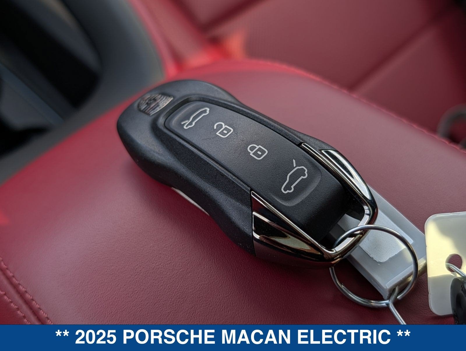 2025 Porsche Macan Electric Turbo