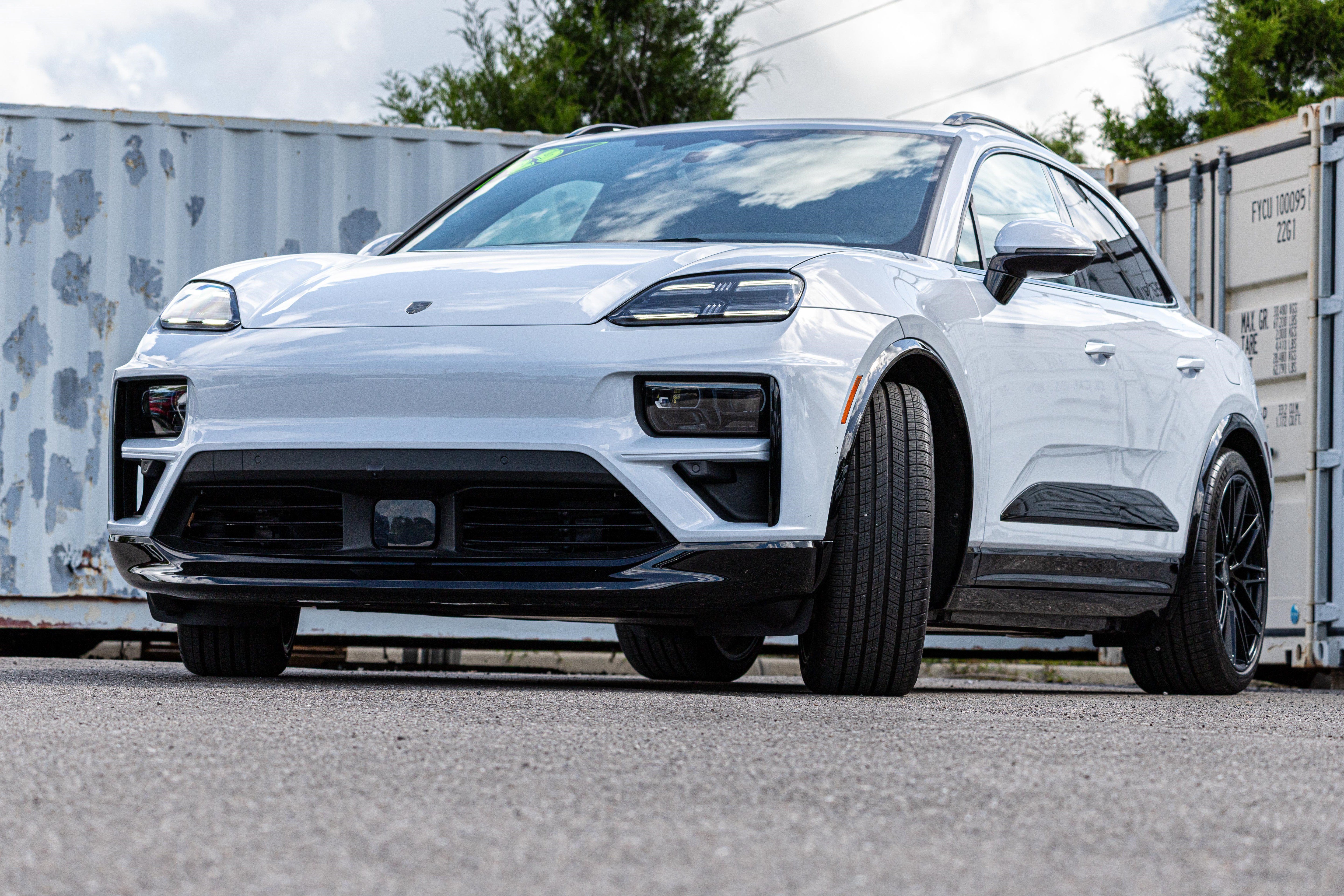 2025 Porsche Macan Electric Turbo