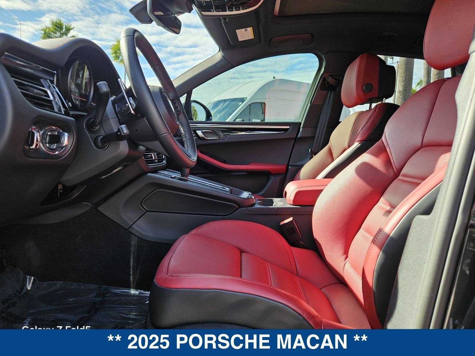 2025 Porsche Macan S