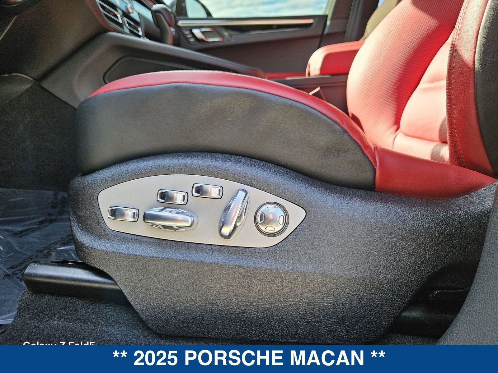 2025 Porsche Macan S