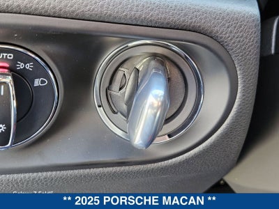 2025 Porsche Macan S