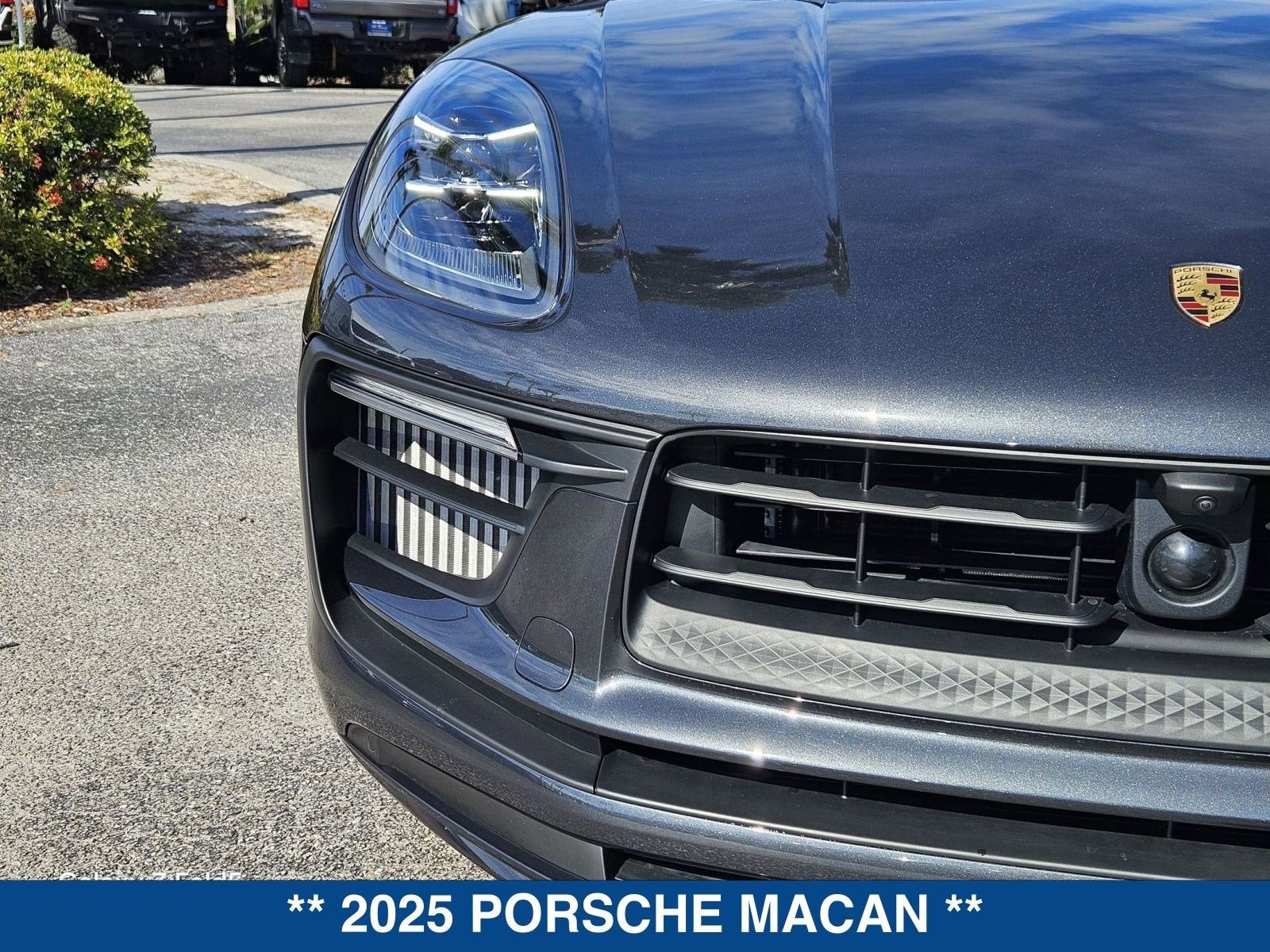 2025 Porsche Macan S