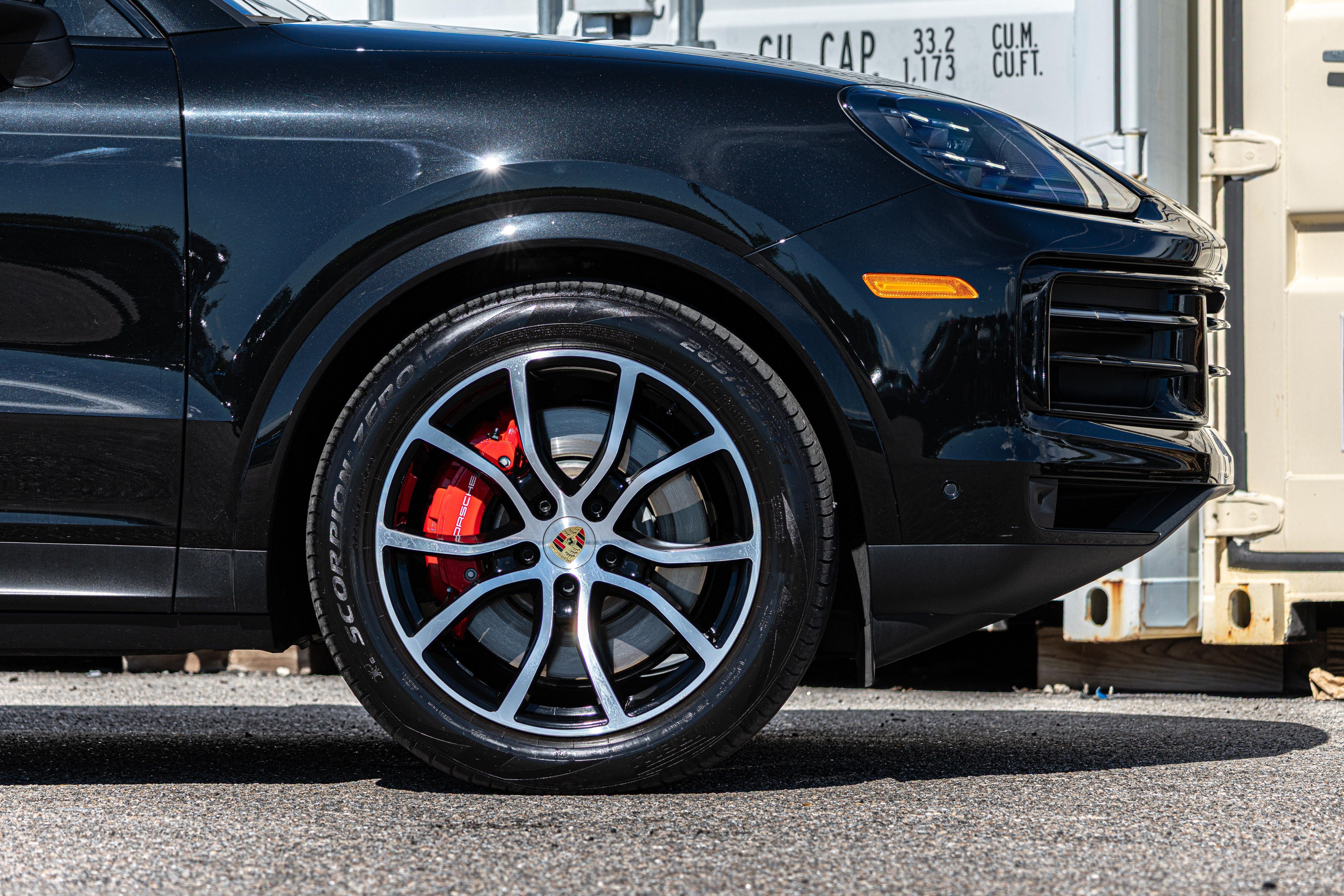2024 Porsche Cayenne S