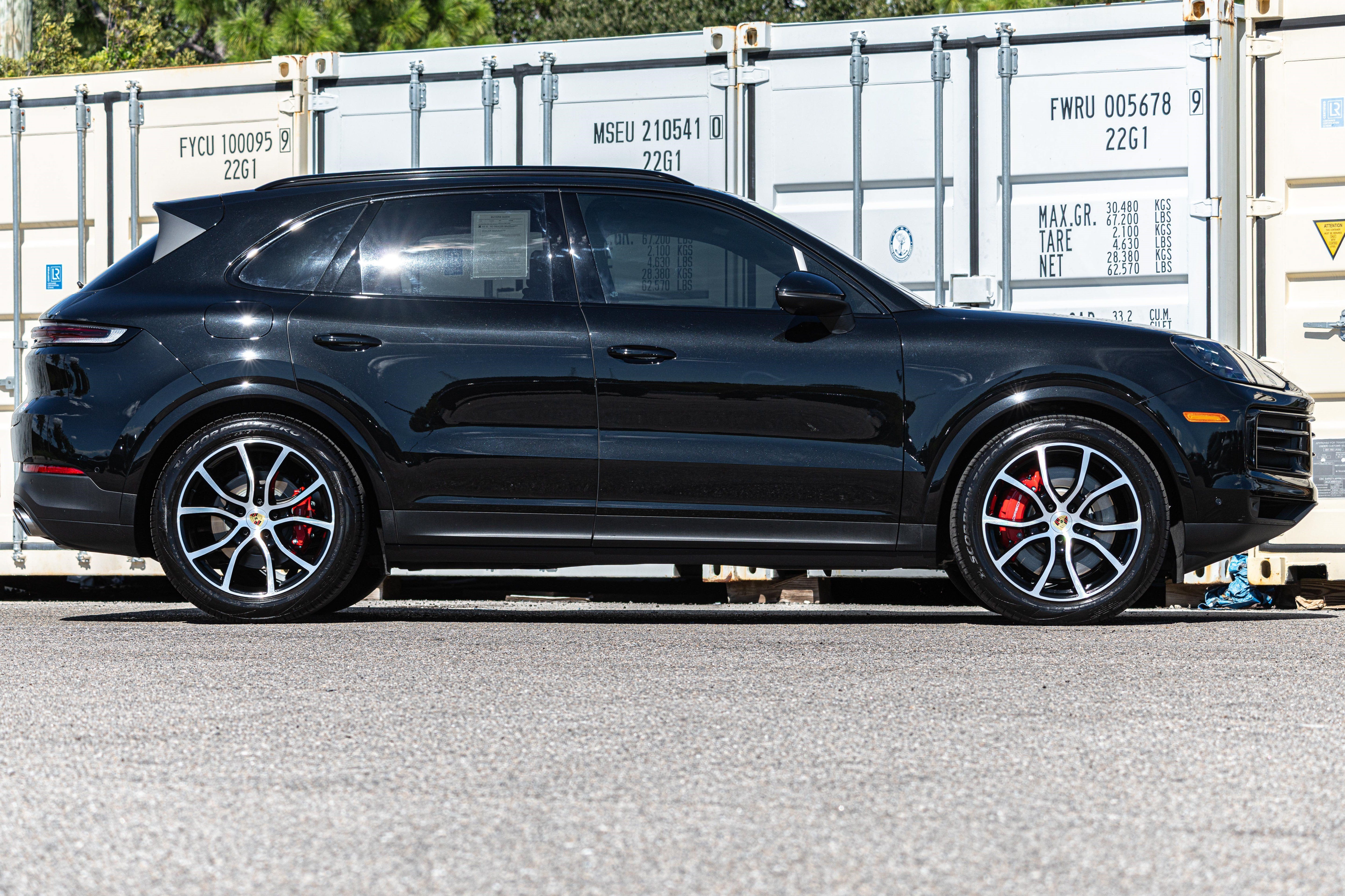 2024 Porsche Cayenne S
