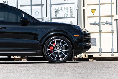 2024 Porsche Cayenne S