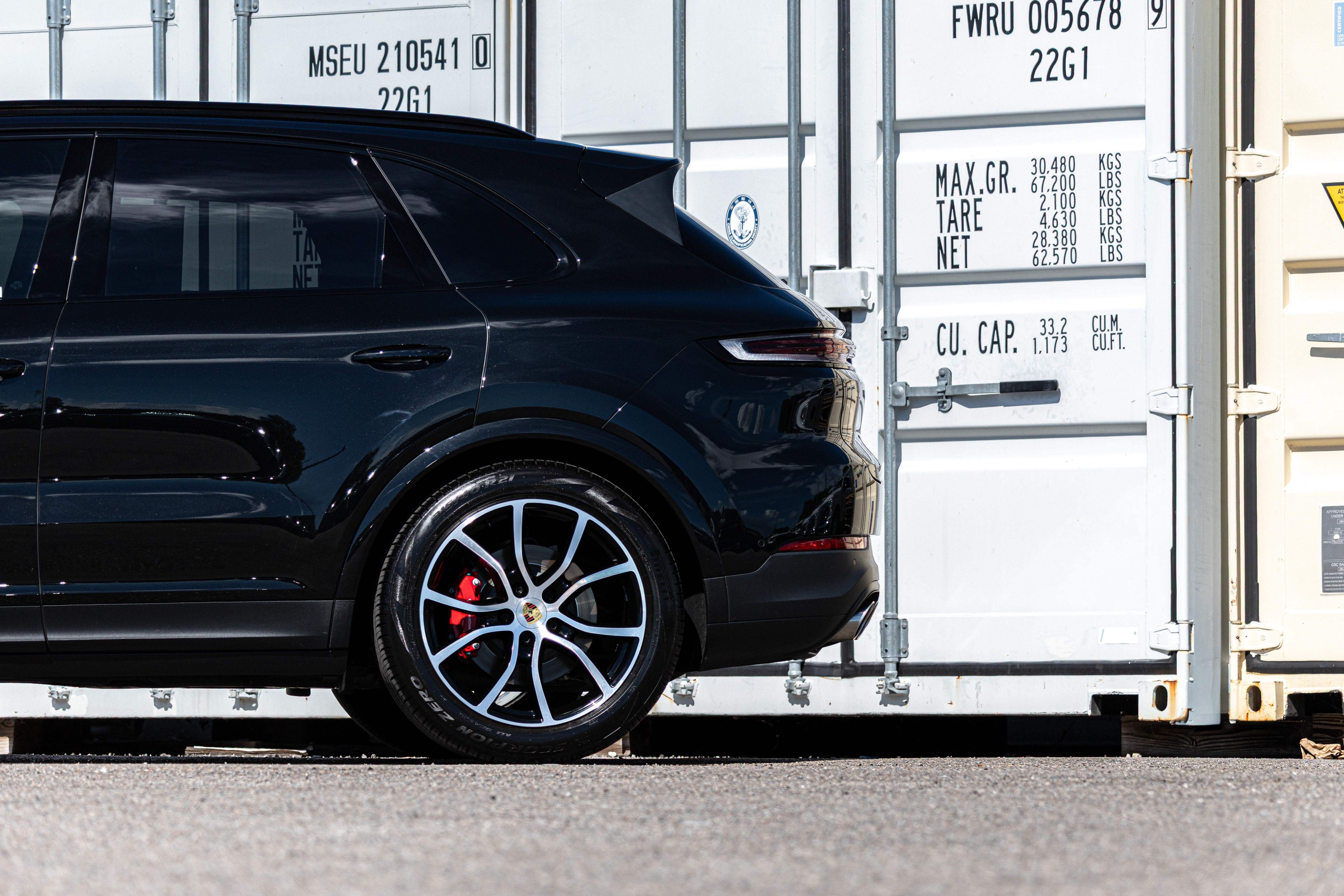 2024 Porsche Cayenne S