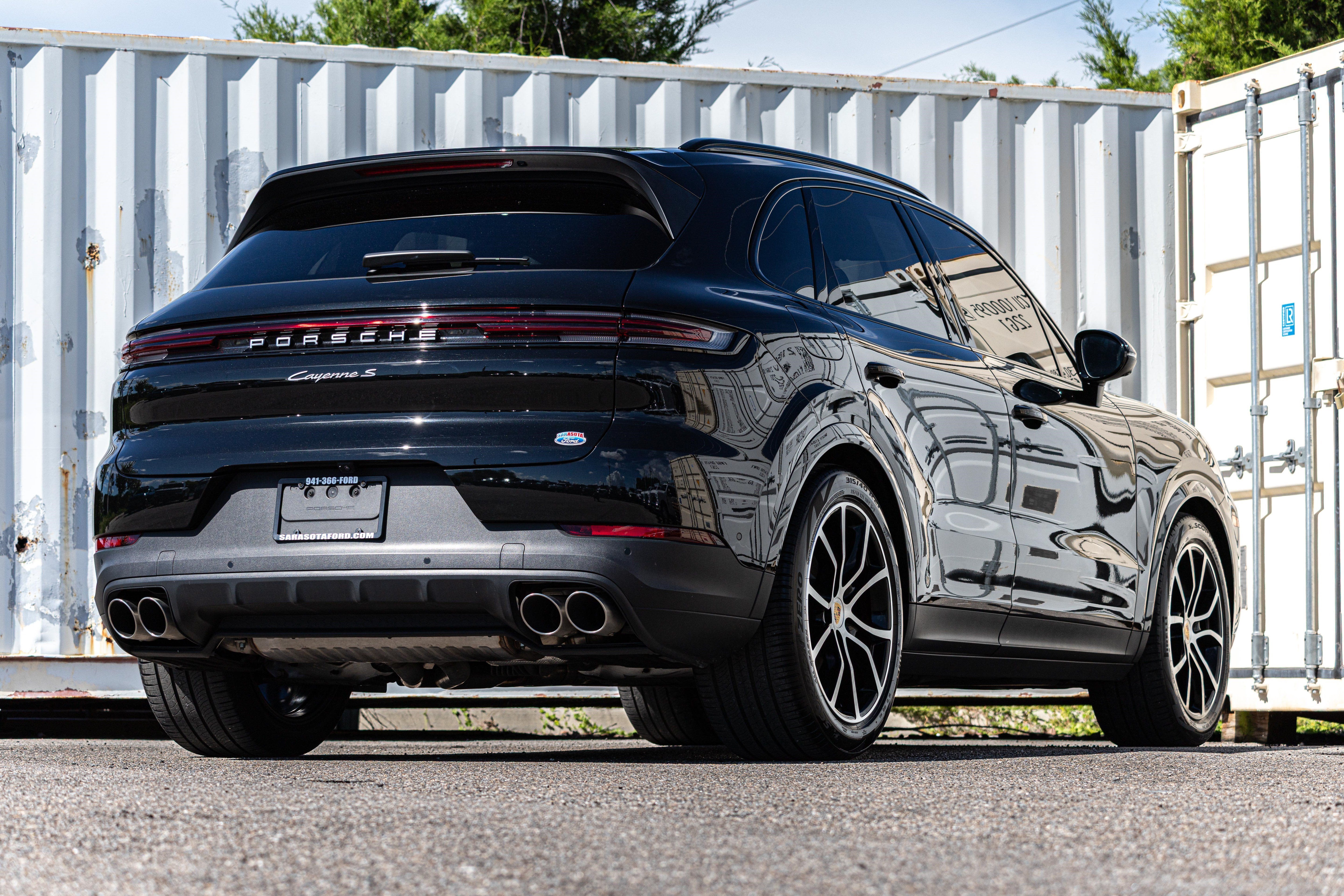 2024 Porsche Cayenne S