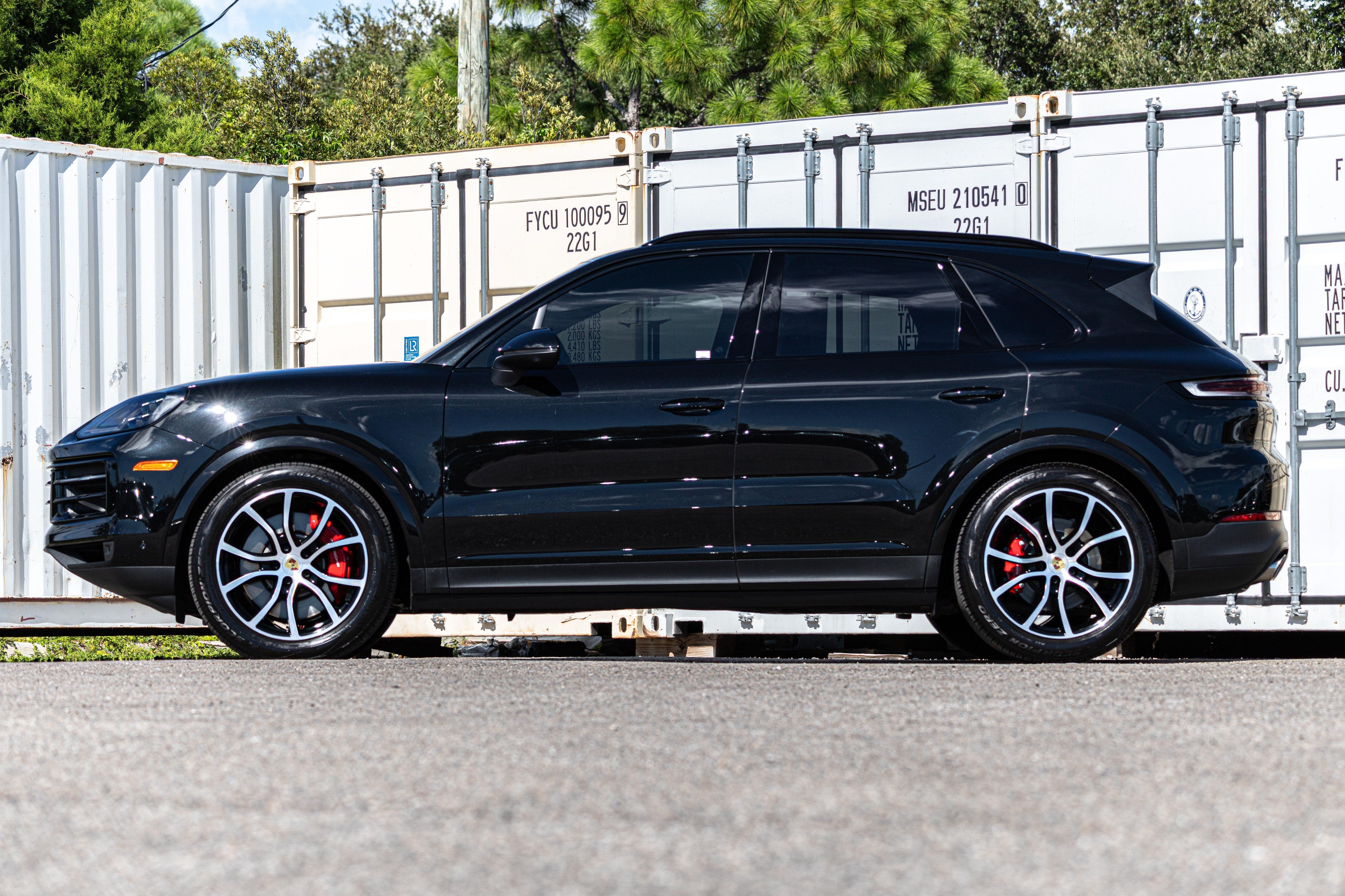 2024 Porsche Cayenne S