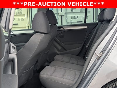 2013 Volkswagen Golf 2.5 4-Door